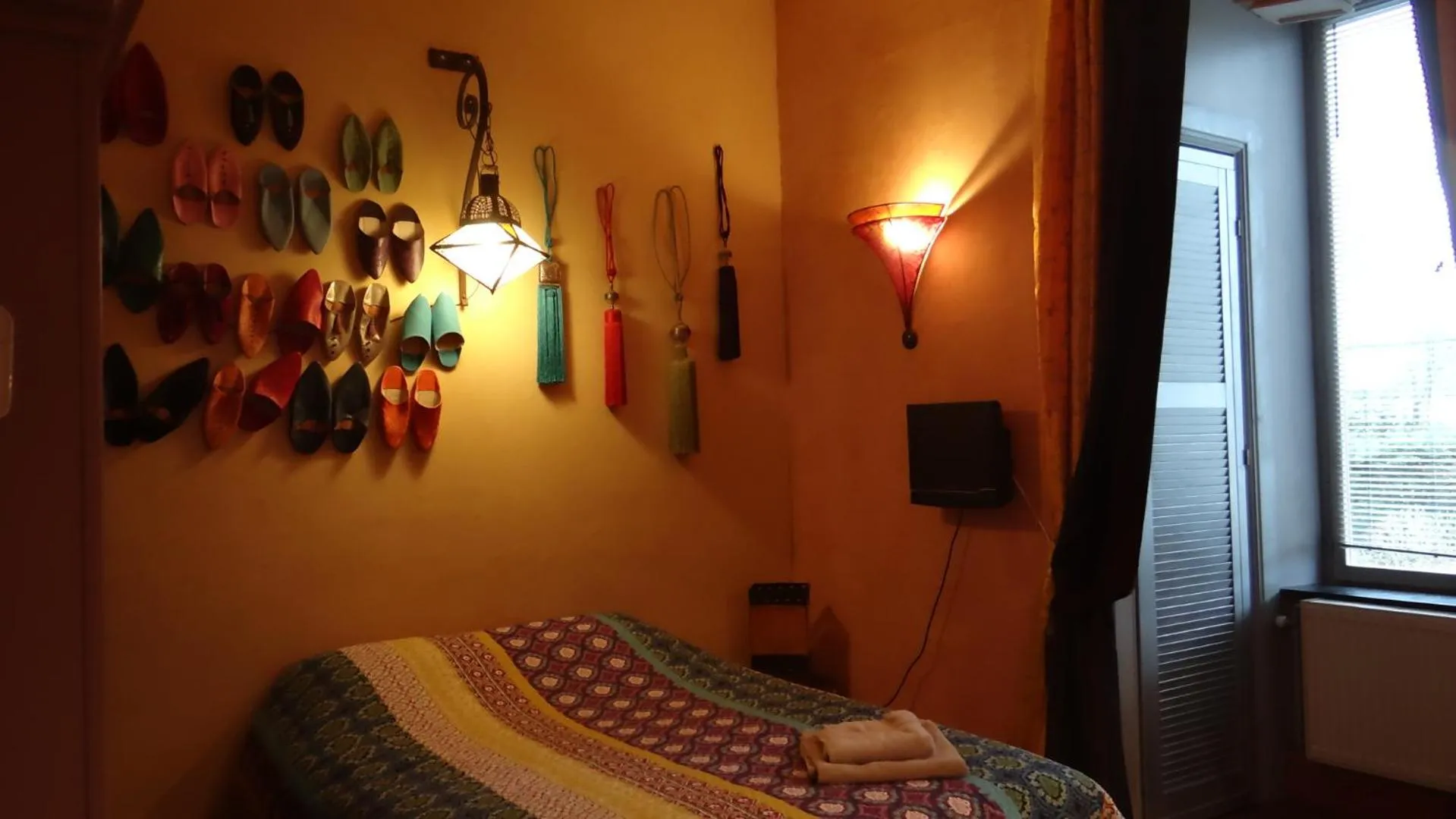 Bed in B&B Le Bonimenteur