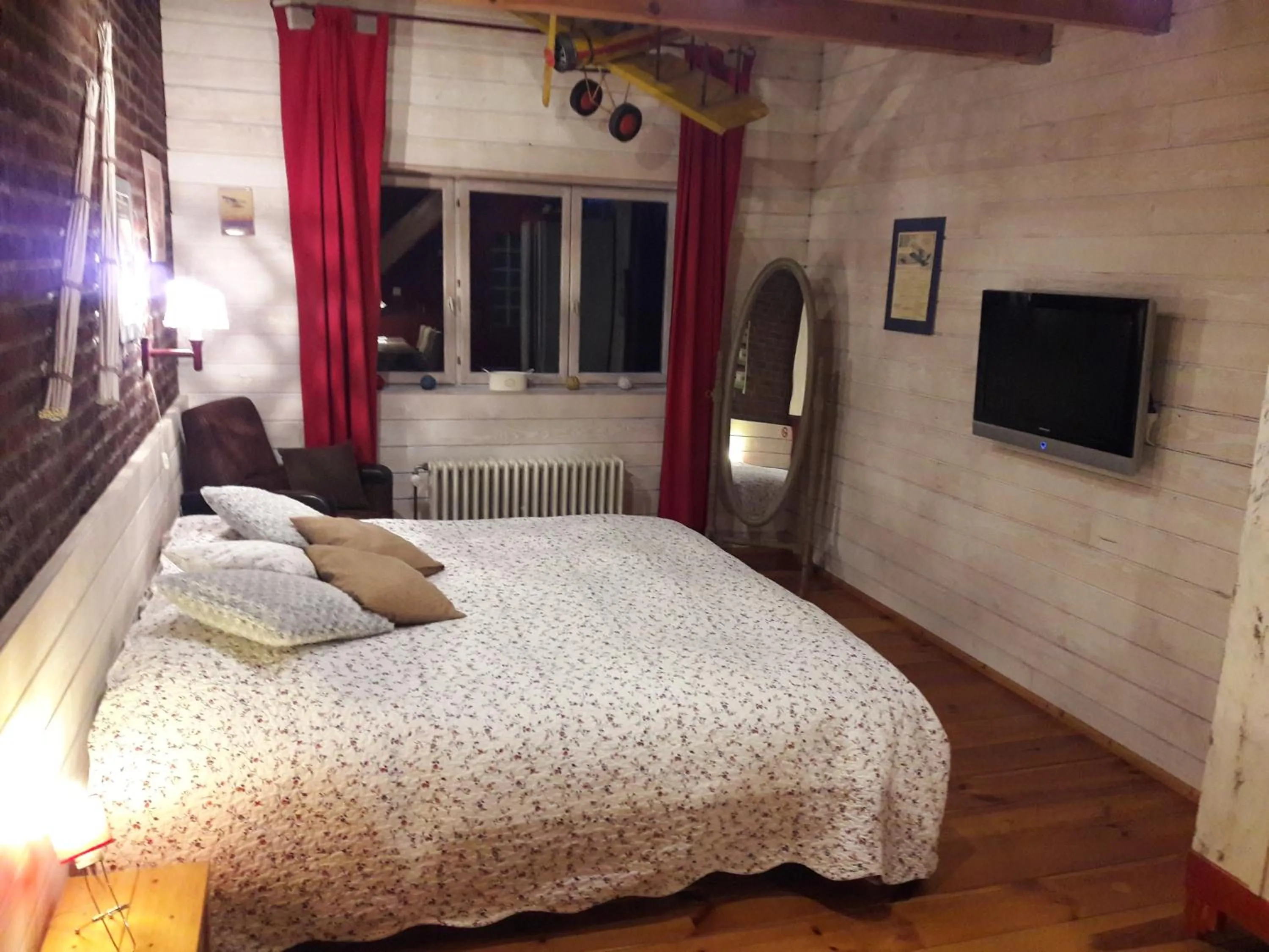 Bed in B&B Le Bonimenteur