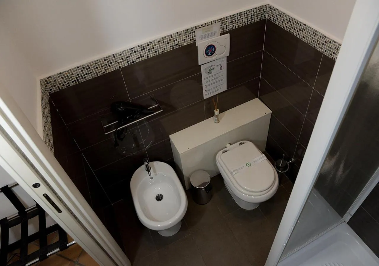 Bathroom in GH Colosseum