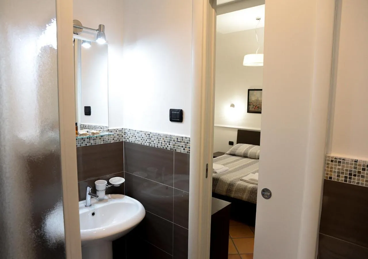 Bathroom in GH Colosseum