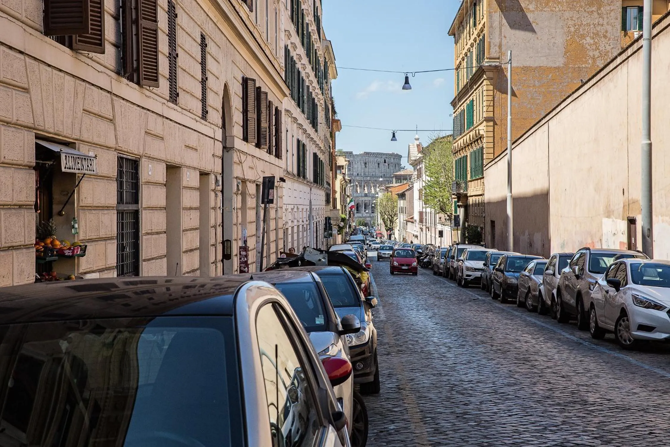 Neighbourhood in GH Colosseum