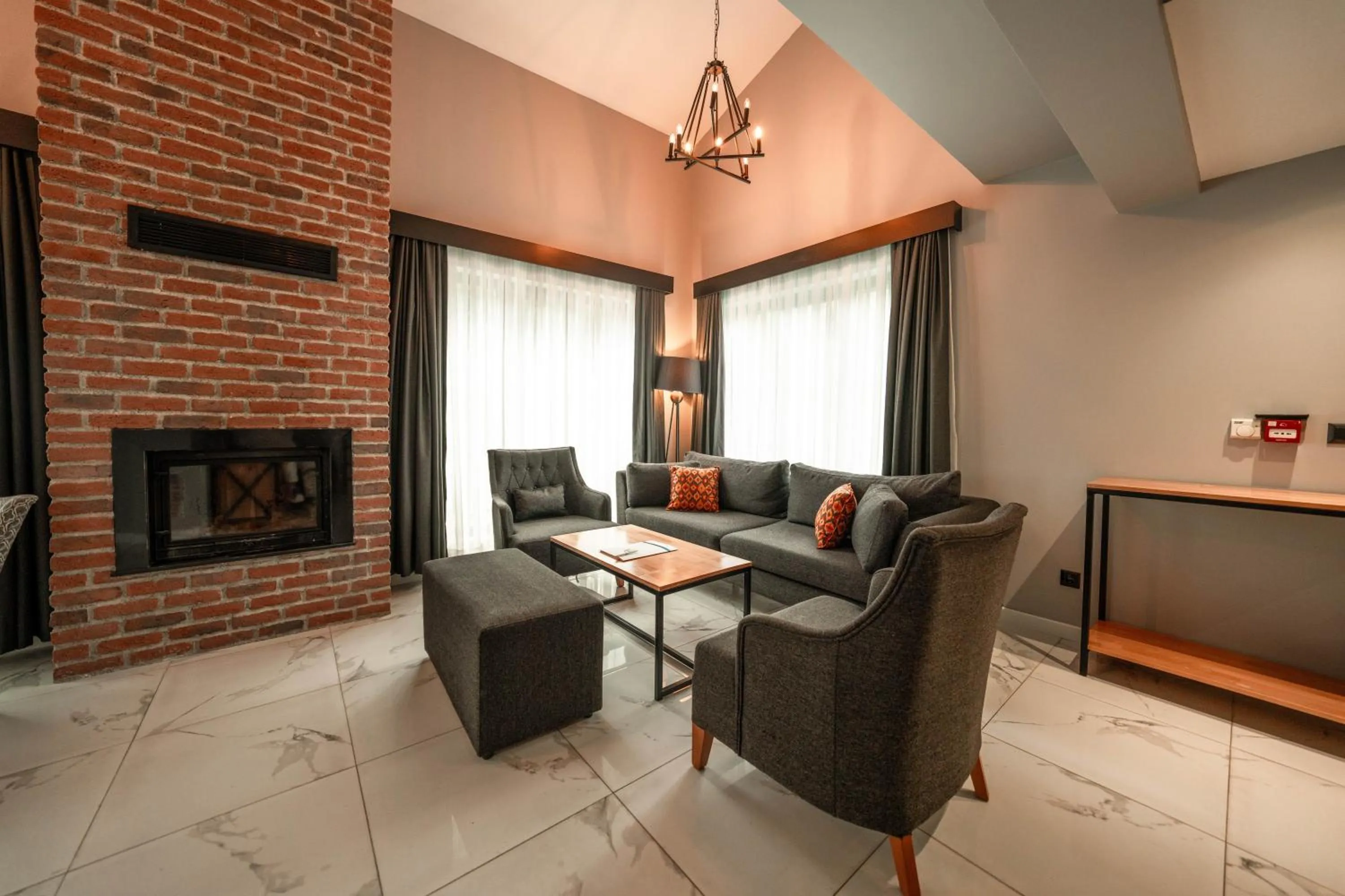 Living room in Alfa Suites & SPA