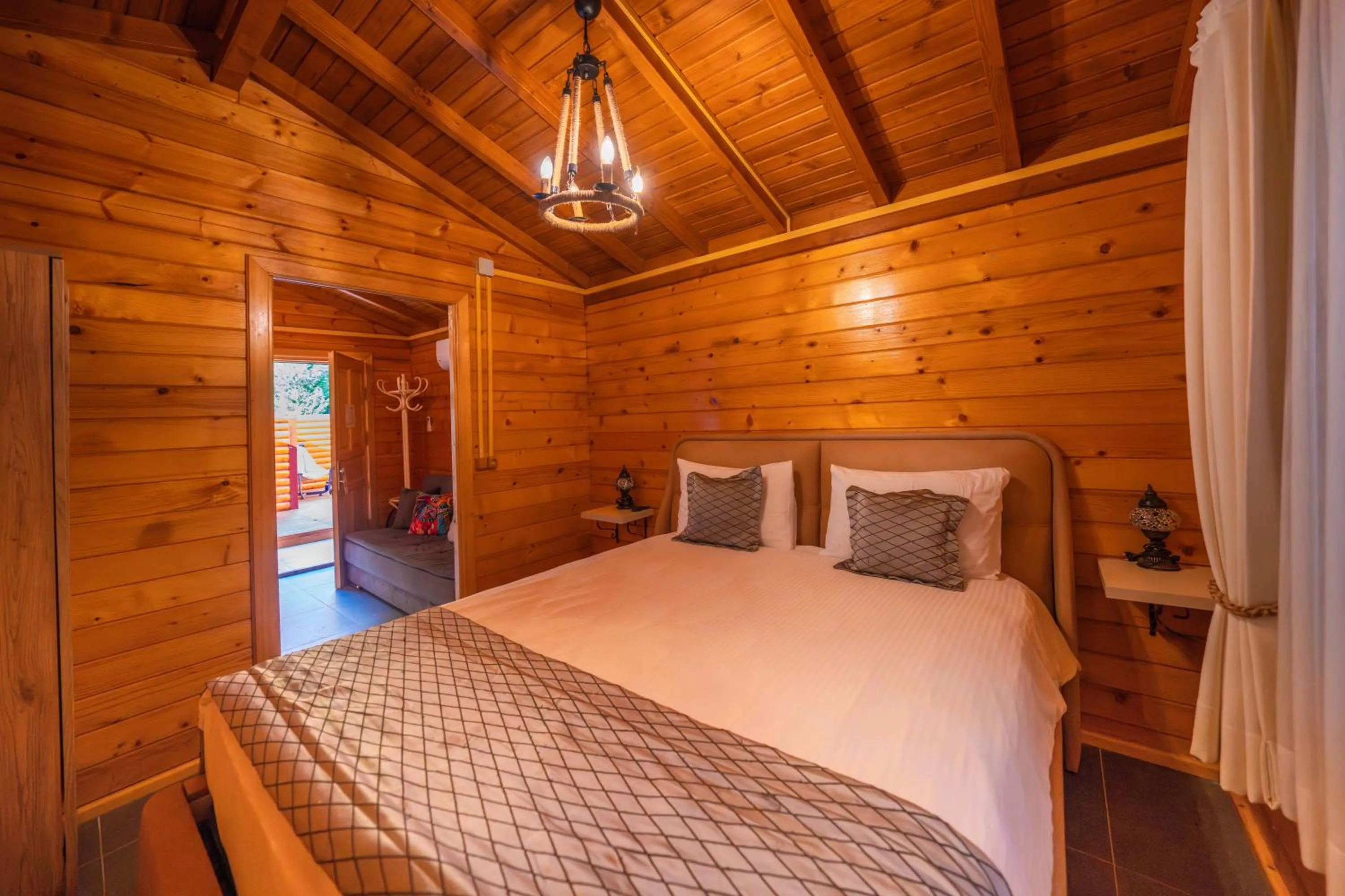 Bedroom, Bed in Alfa Suites & SPA