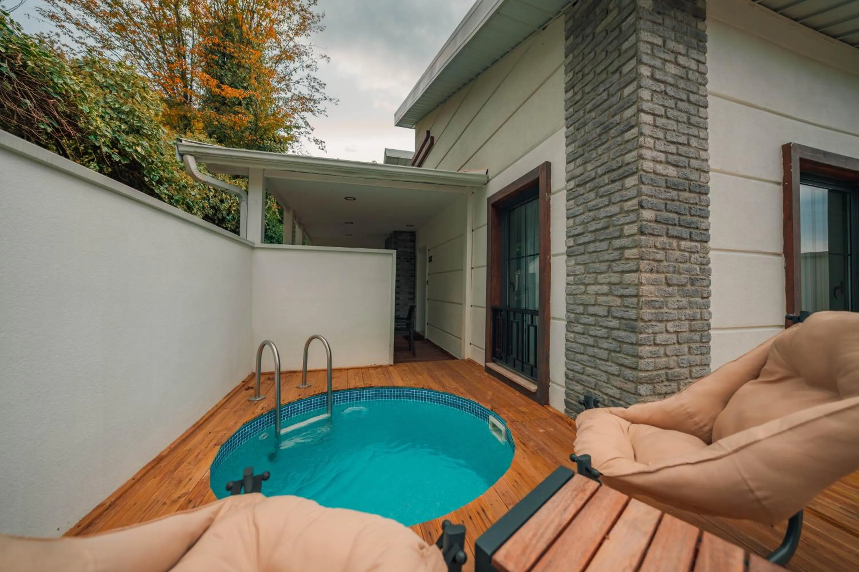 Swimming pool in Alfa Suites & SPA