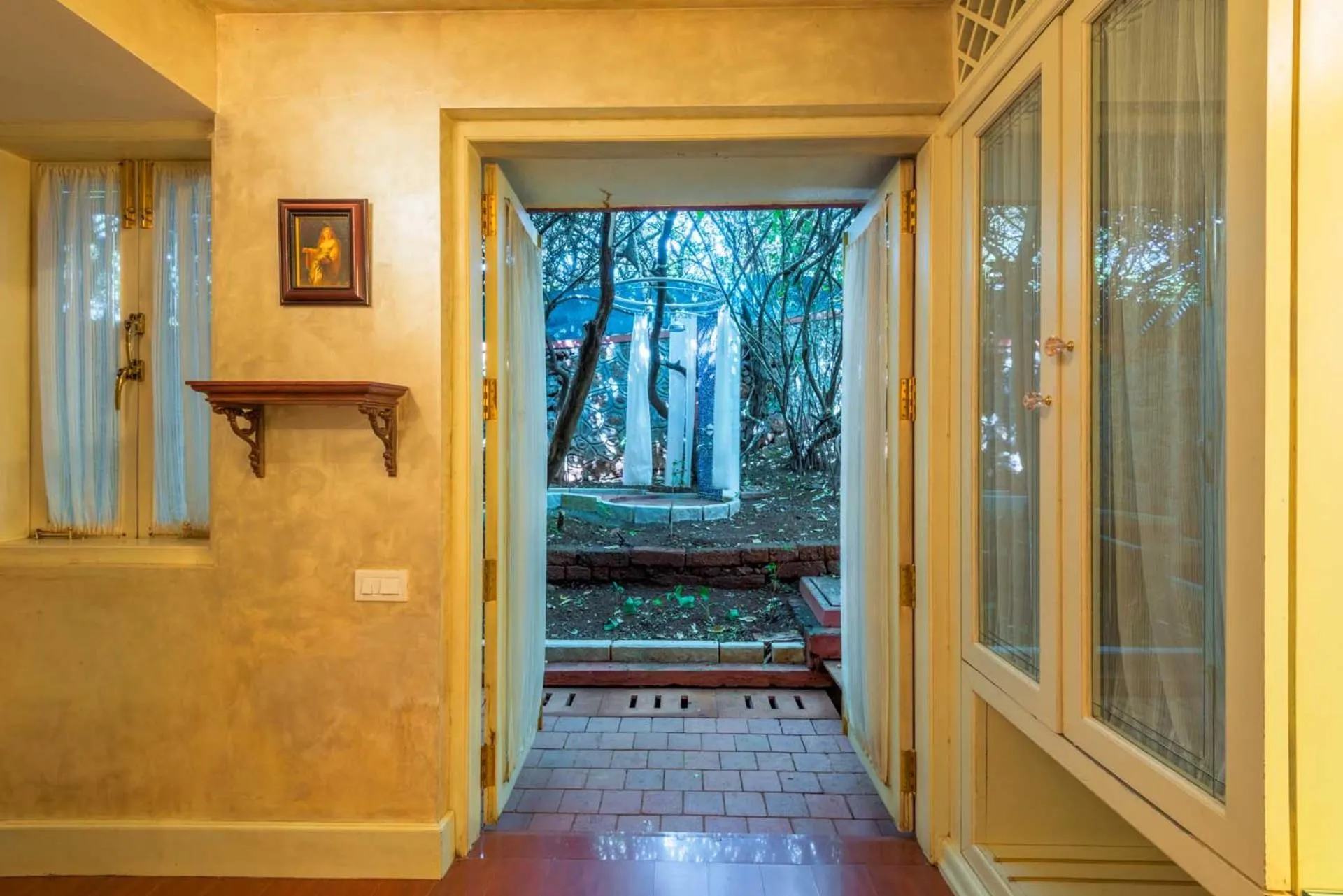 Shower in Ramsukh Resorts and Spa