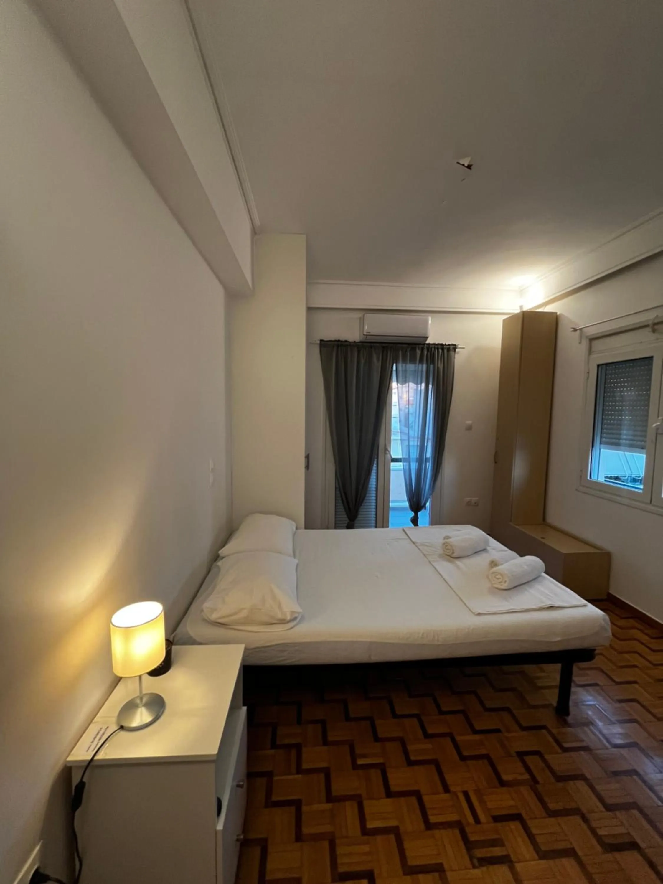 Bed in Acropolis View