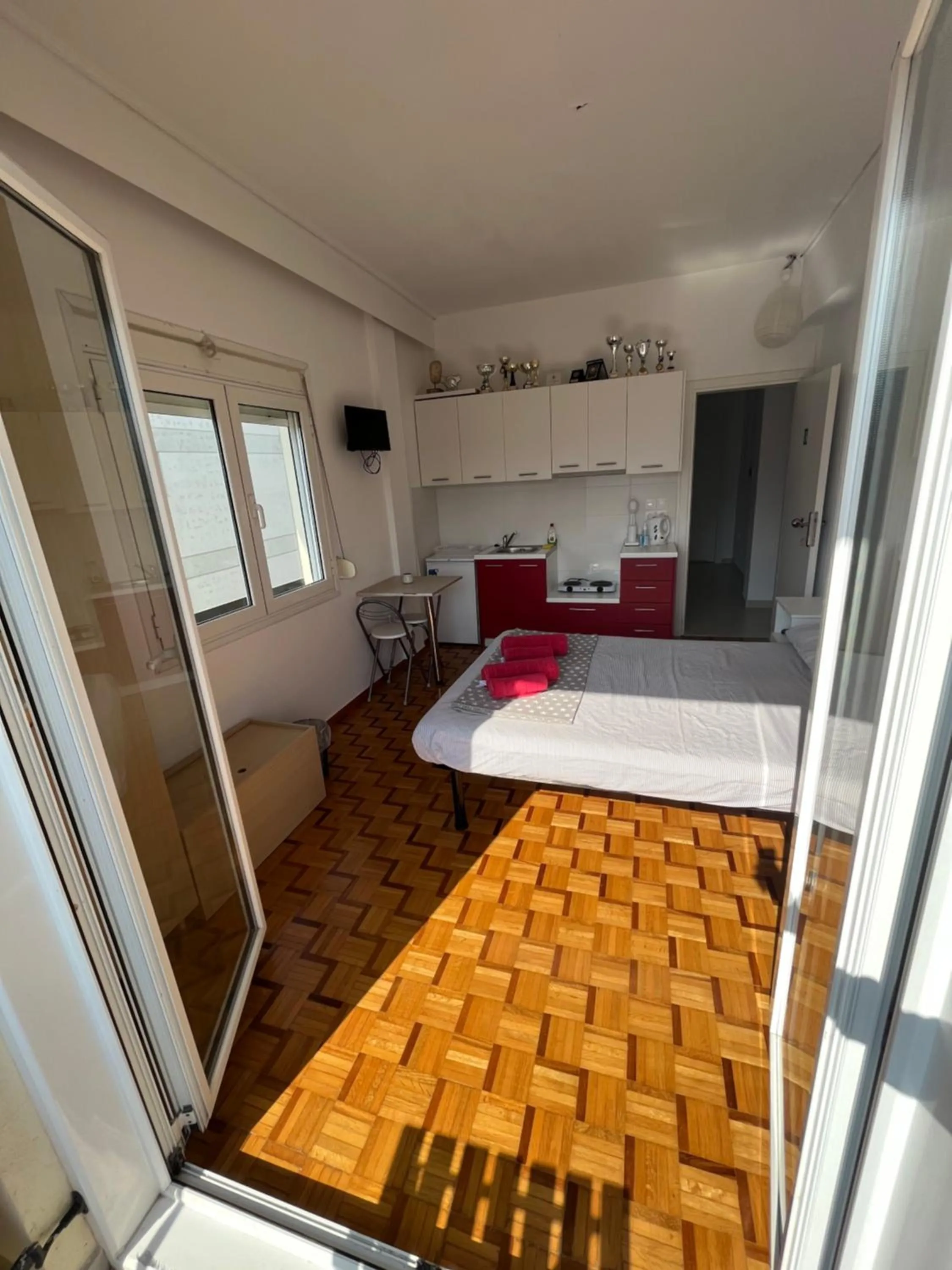 Bed in Acropolis View