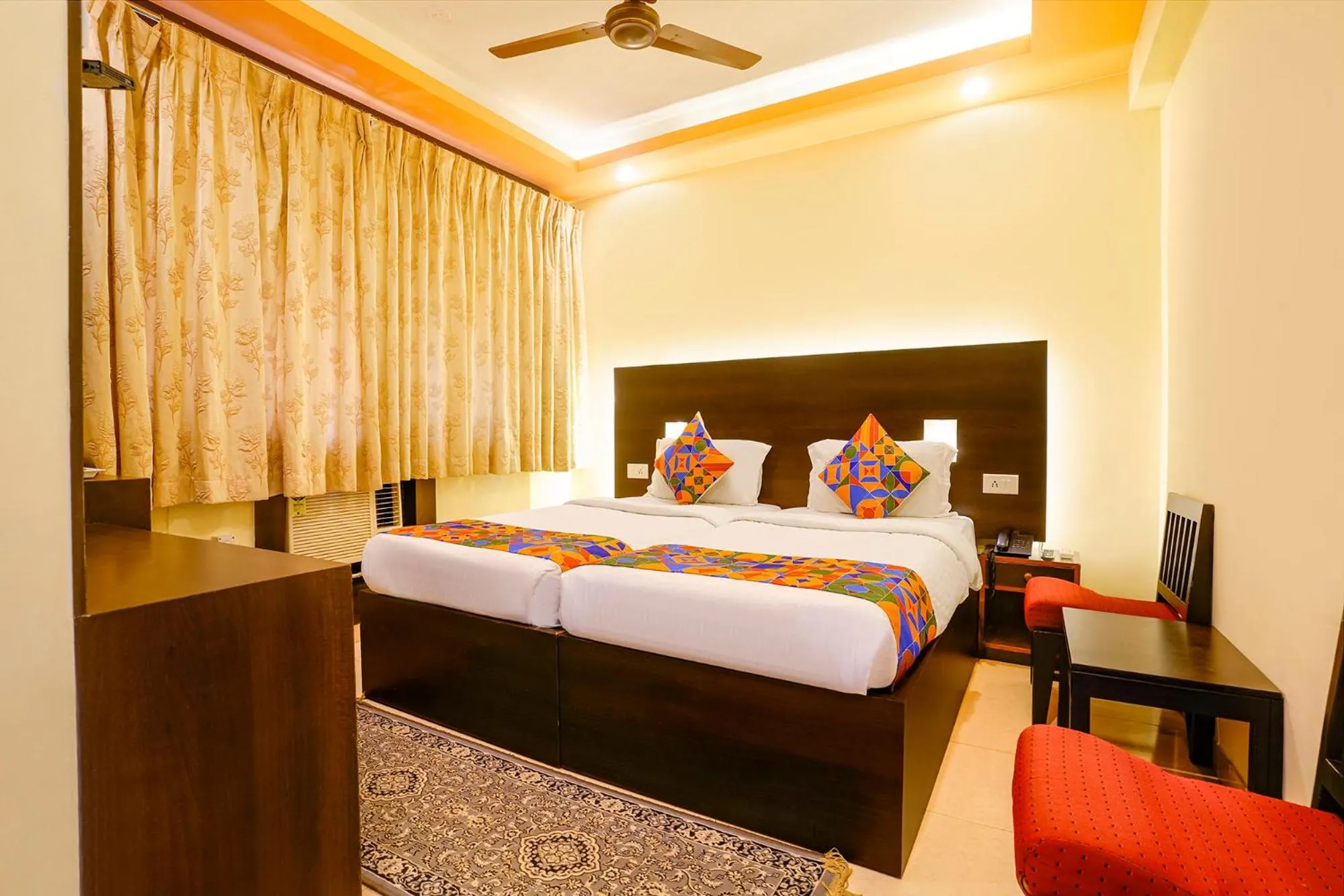 Bed in Fabhotel Manoshanti - Nr Big Daddy Casino