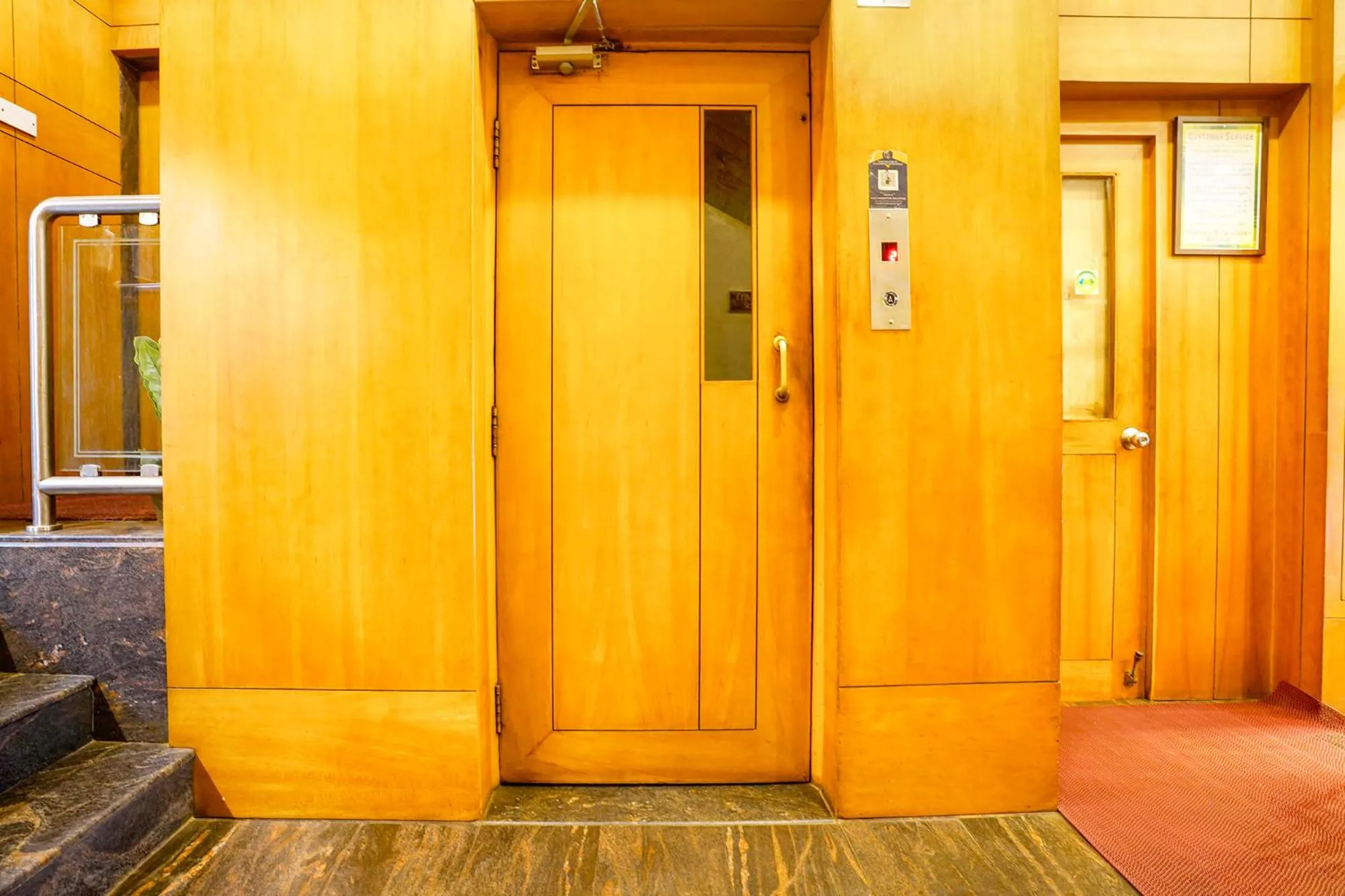 elevator in Fabhotel Manoshanti - Nr Big Daddy Casino