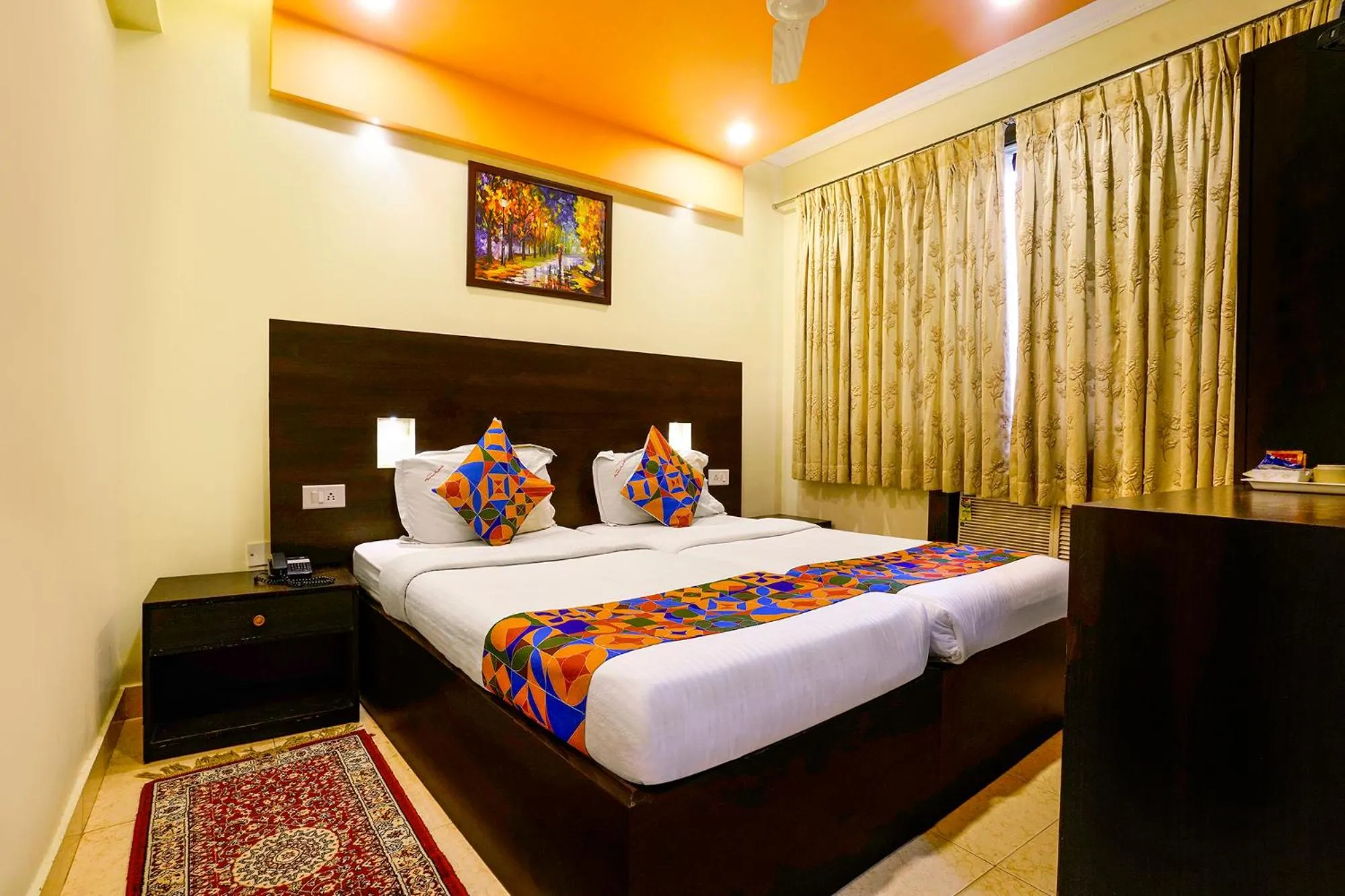 Bed in Fabhotel Manoshanti - Nr Big Daddy Casino