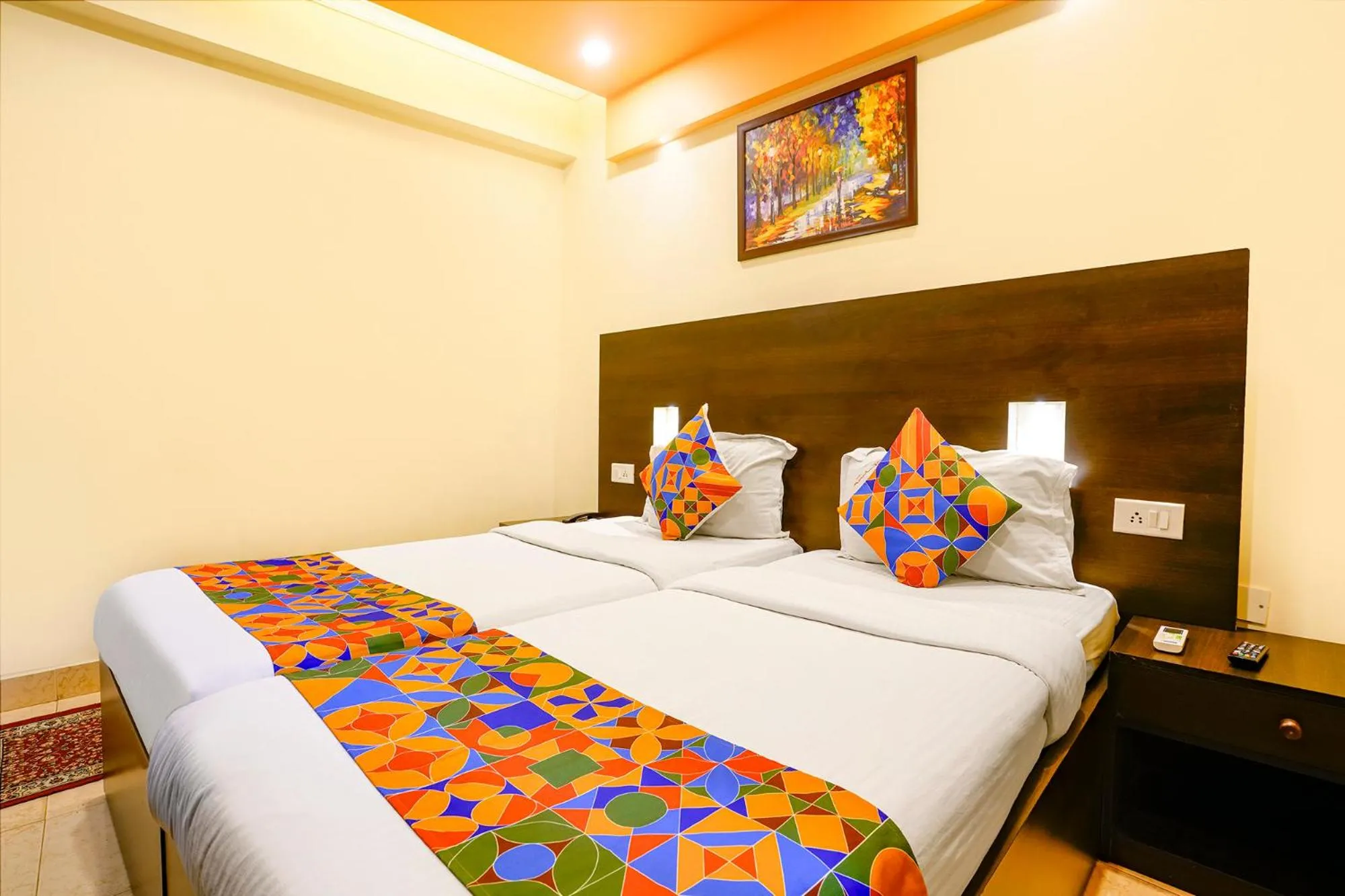 Bed in Fabhotel Manoshanti - Nr Big Daddy Casino