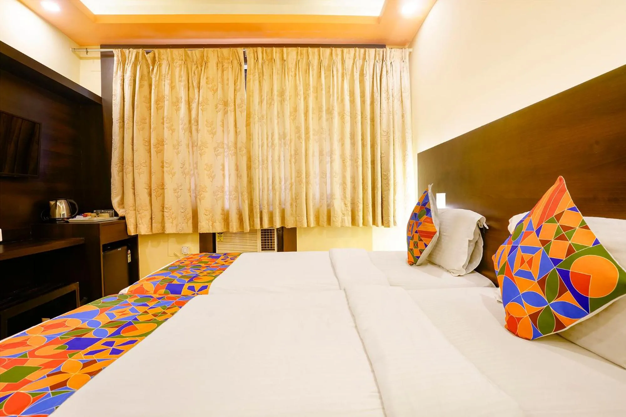 Bed in Fabhotel Manoshanti - Nr Big Daddy Casino