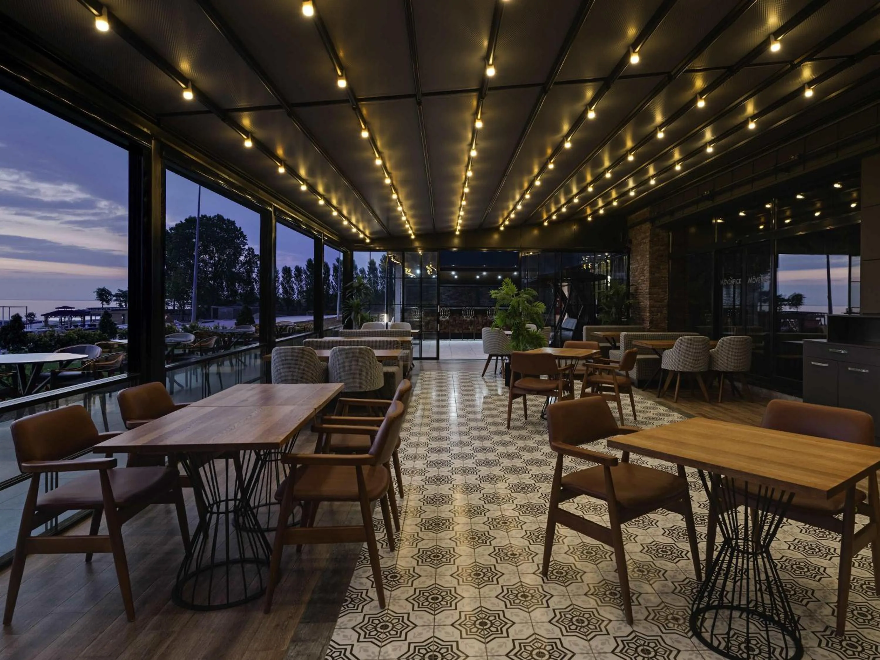 Restaurant/places to eat in Mövenpick Hotel Trabzon