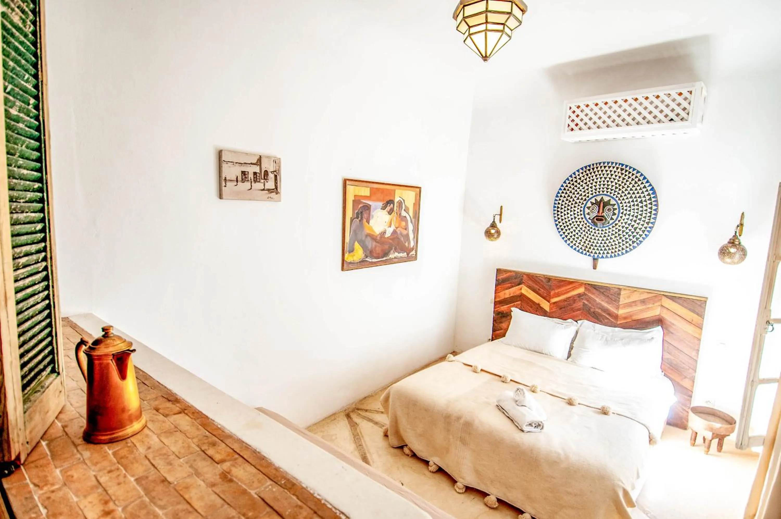 Bed in Riad Villa Almeria Hotel & Spa