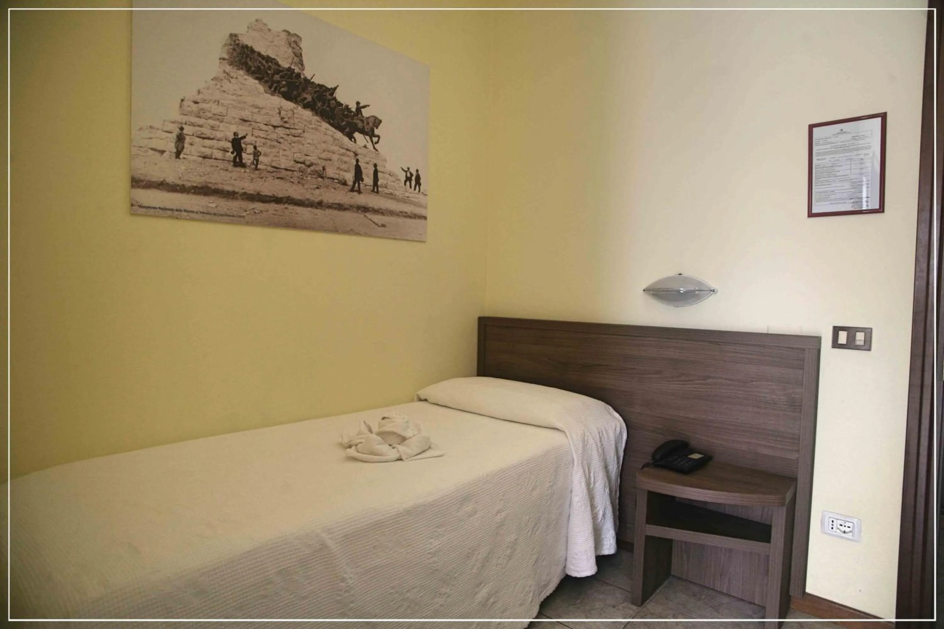 Photo of the whole room, Bed in Hotel I Cugini