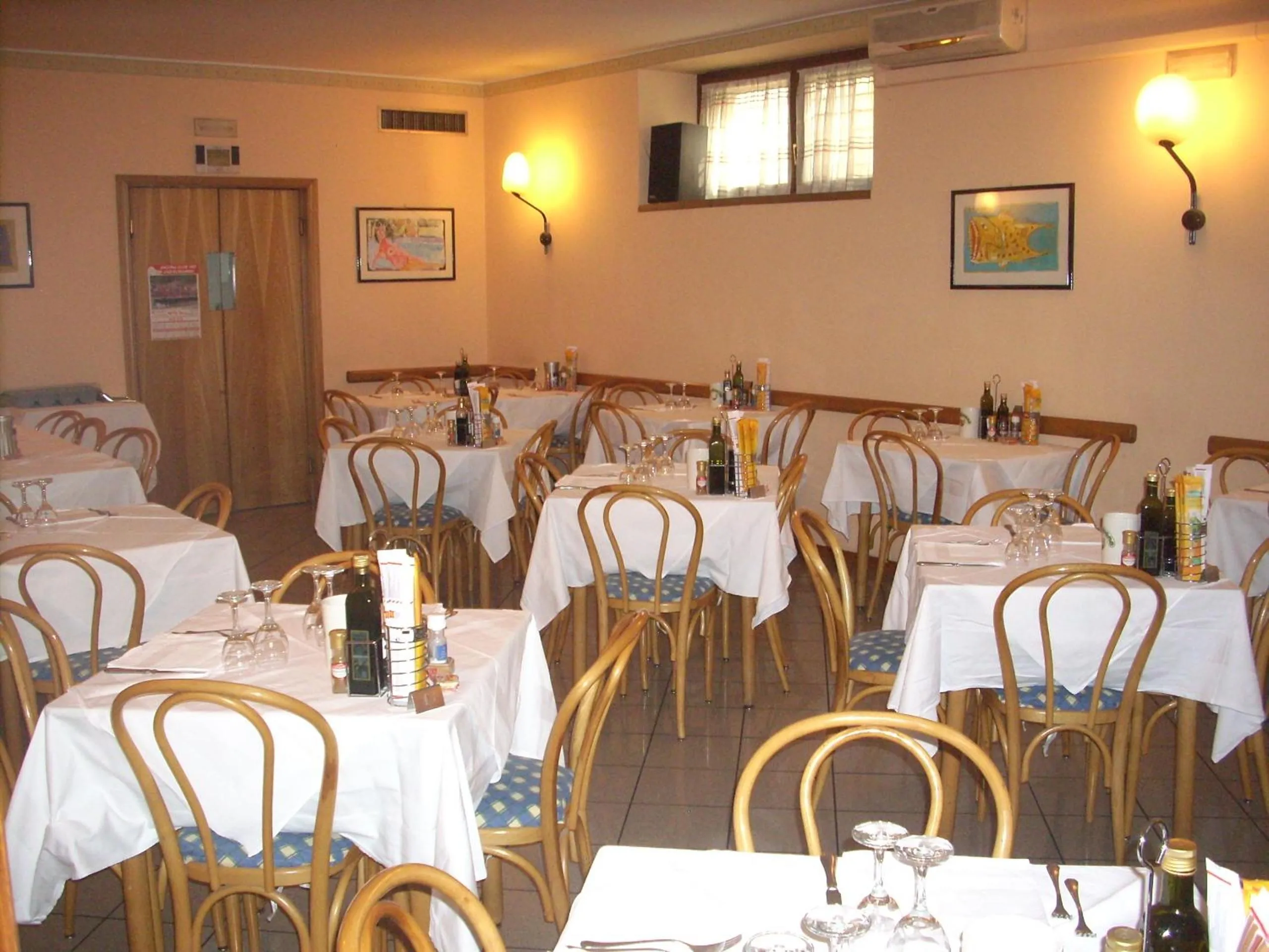 Restaurant/places to eat in Hotel I Cugini