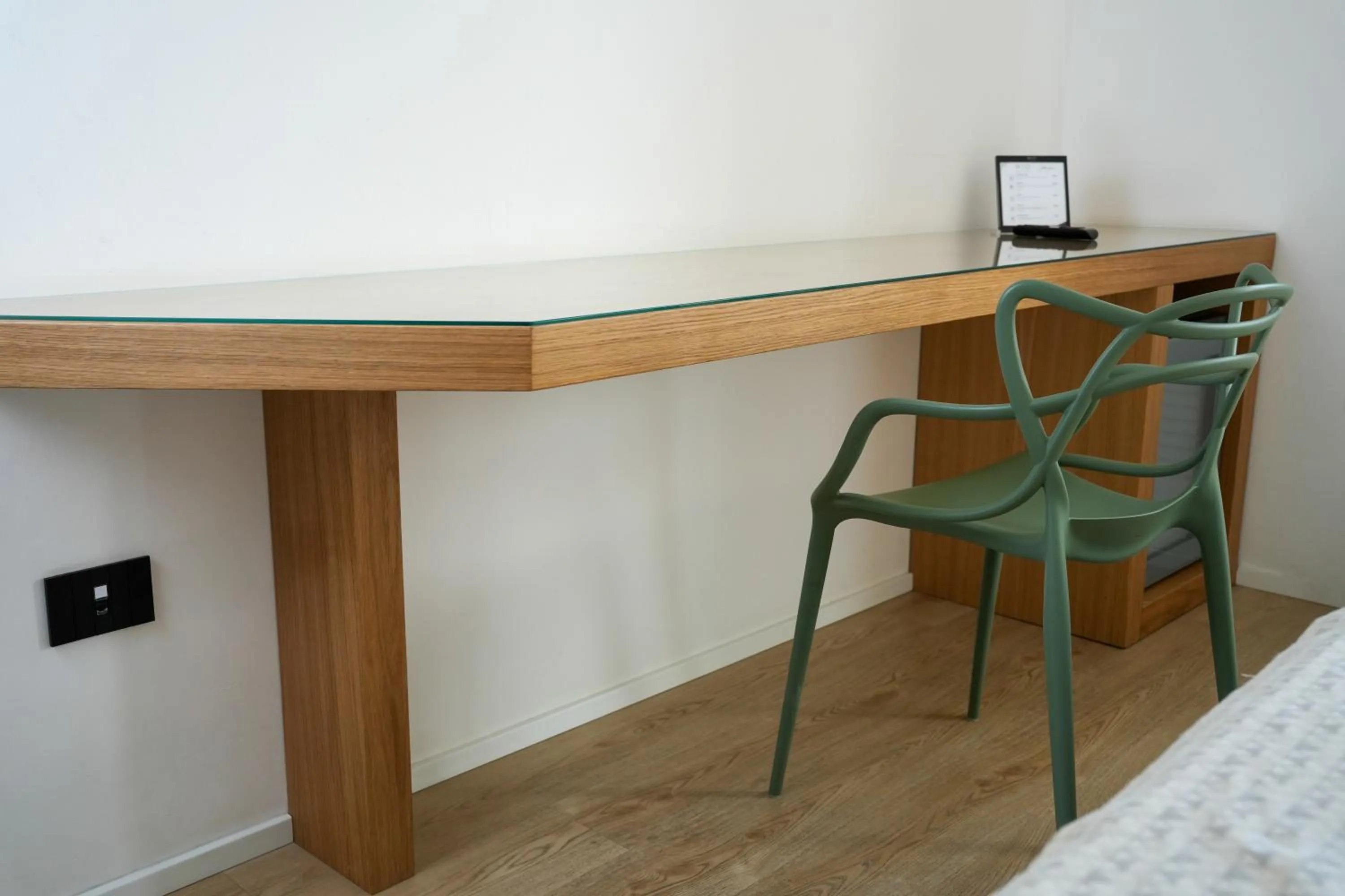 Photo of the whole room in Plana Hotel