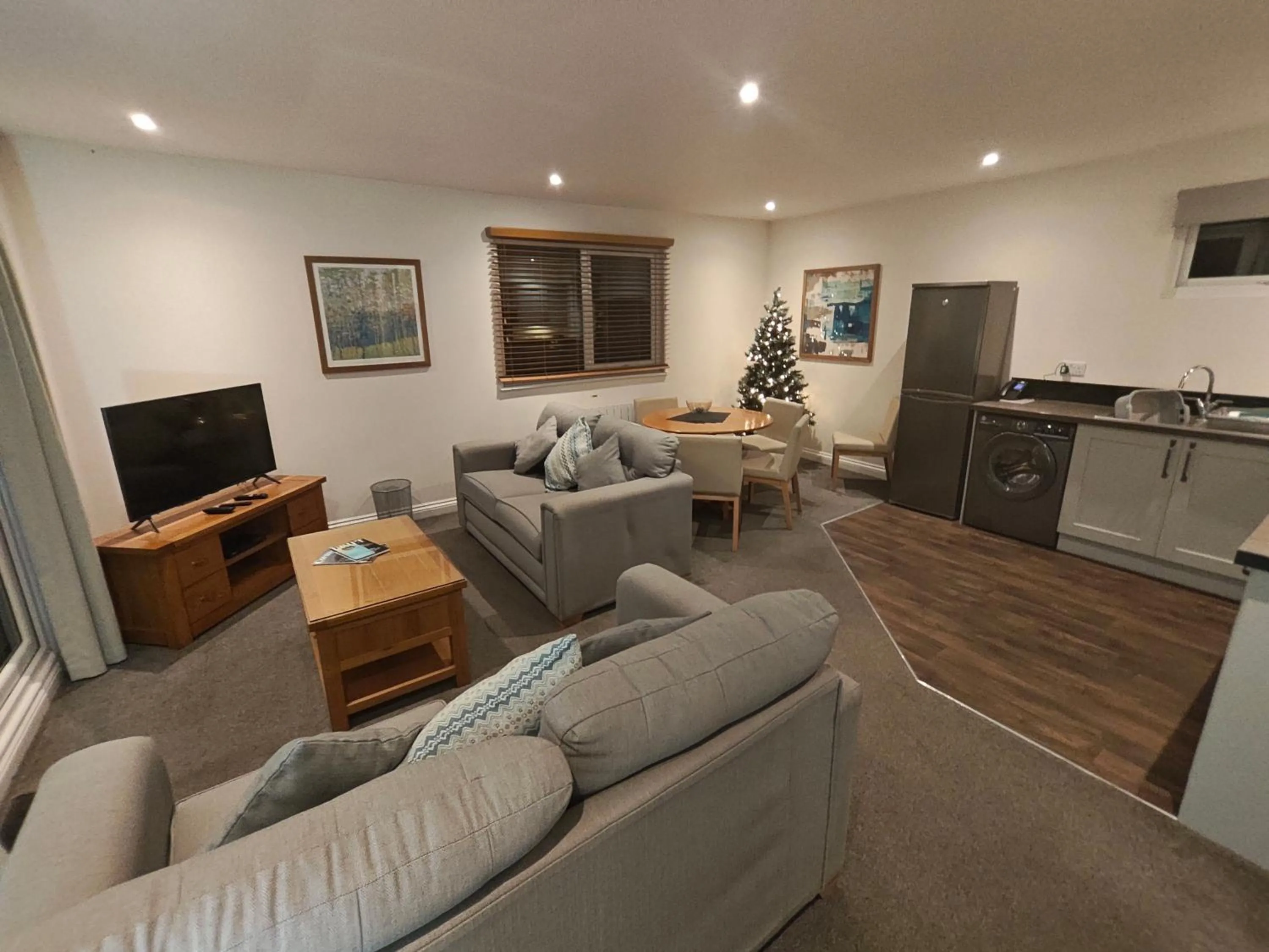 Seating area in Trenython Manor Resort