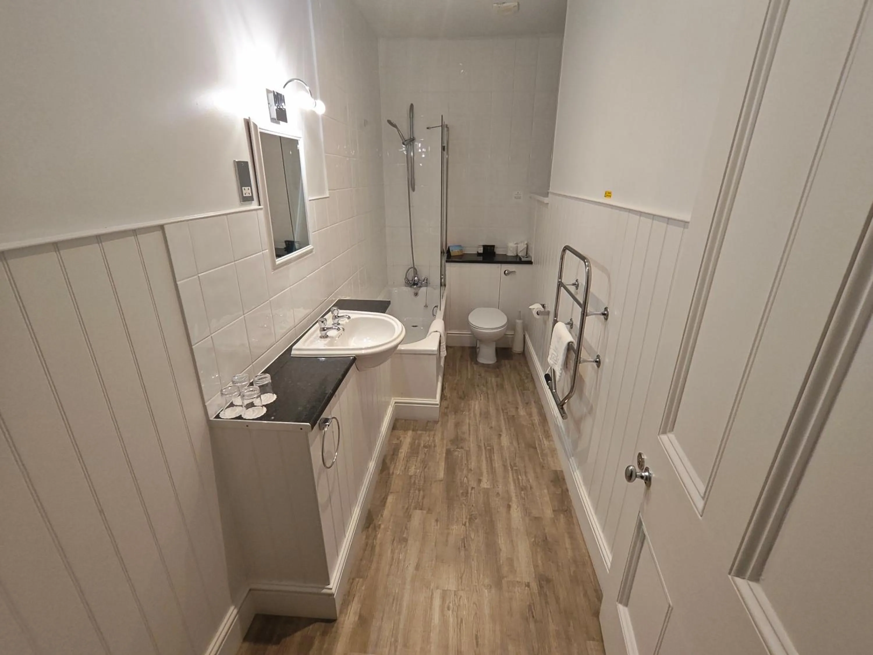 Bathroom in Trenython Manor Resort