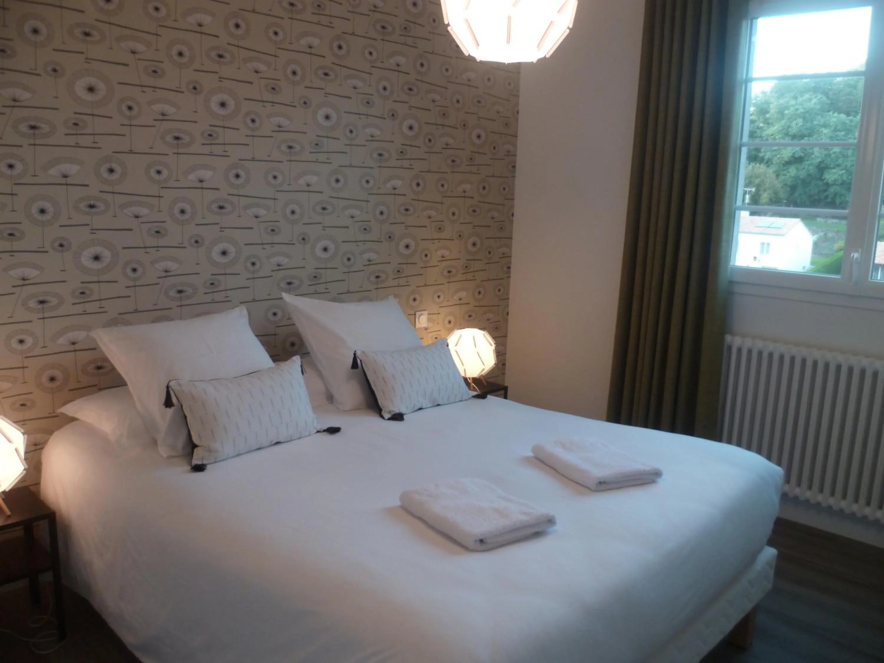 Family Room with Private Bathroom in La Maison du Parc