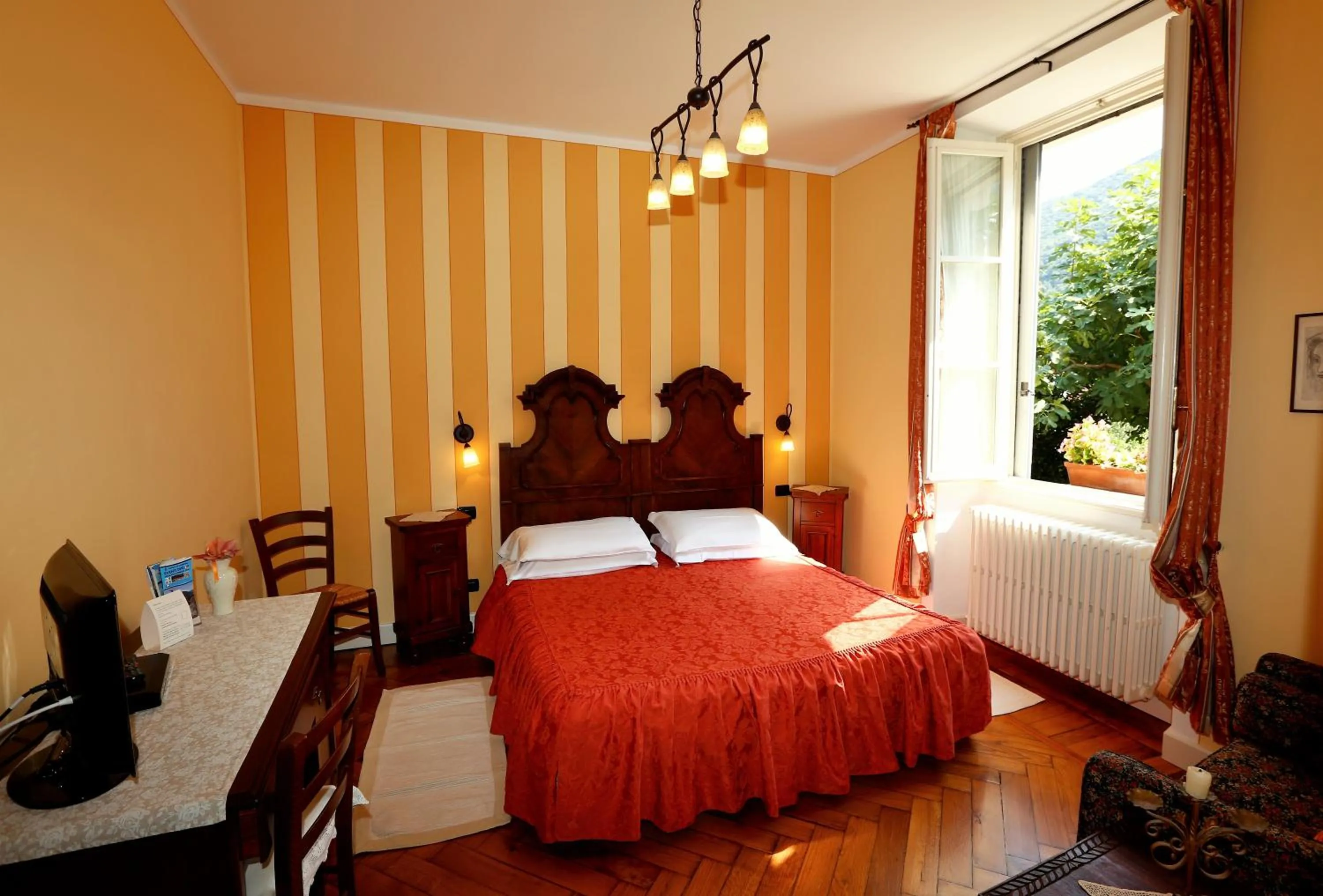 Bed in B&B Villa Dei Pini