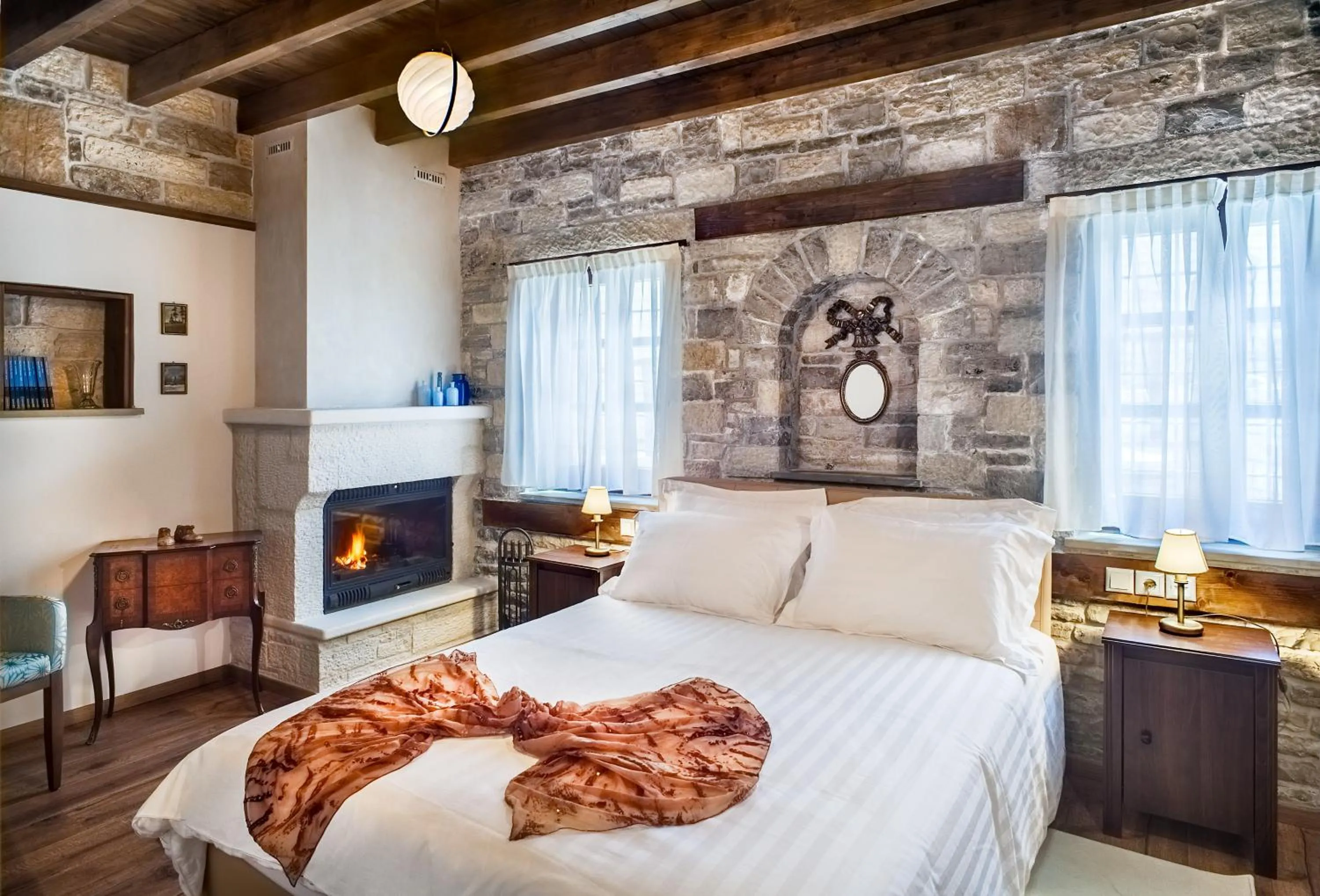 Photo of the whole room, Bed in Gioraldi Art Hotel