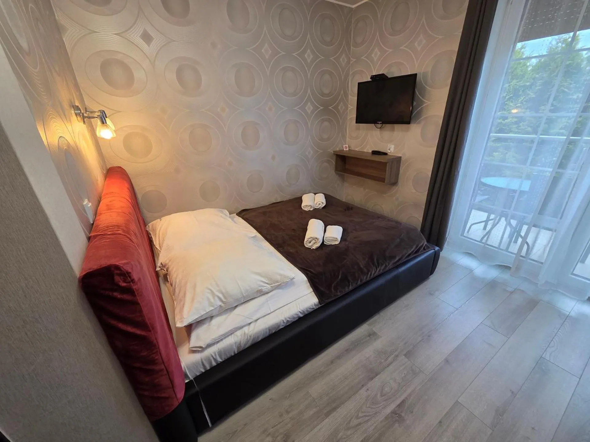 Bed in Paradise