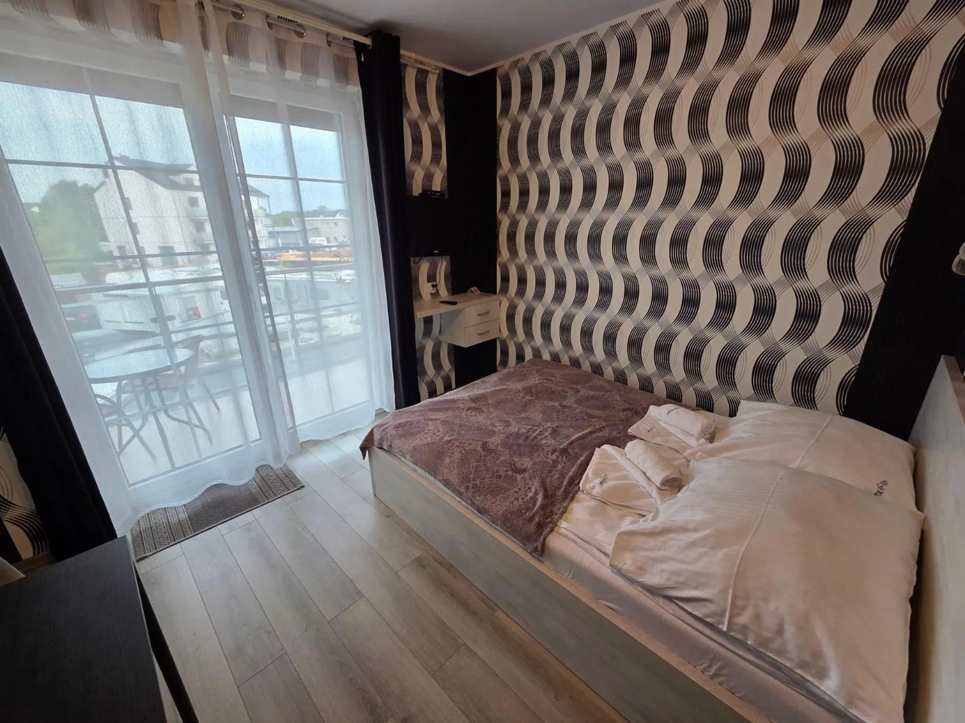 Bed in Paradise