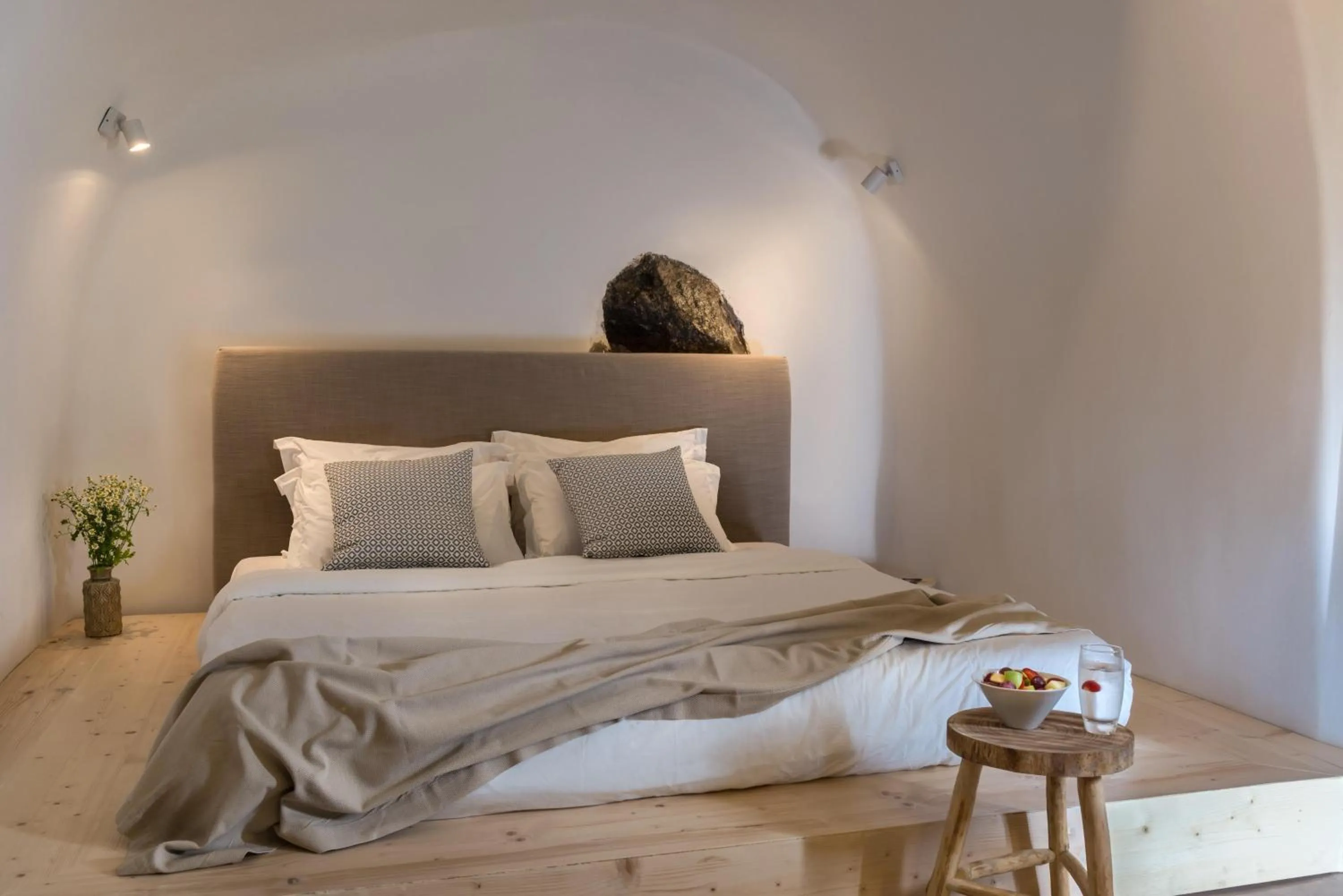 Photo of the whole room in Alta Mare by Andronis