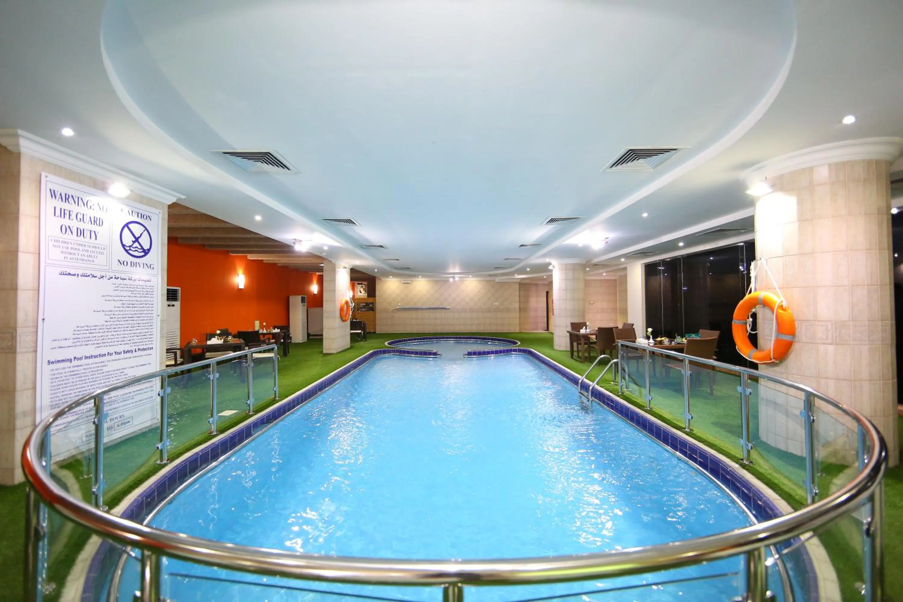 Pool view in Howard Johnson Dammam Hotel