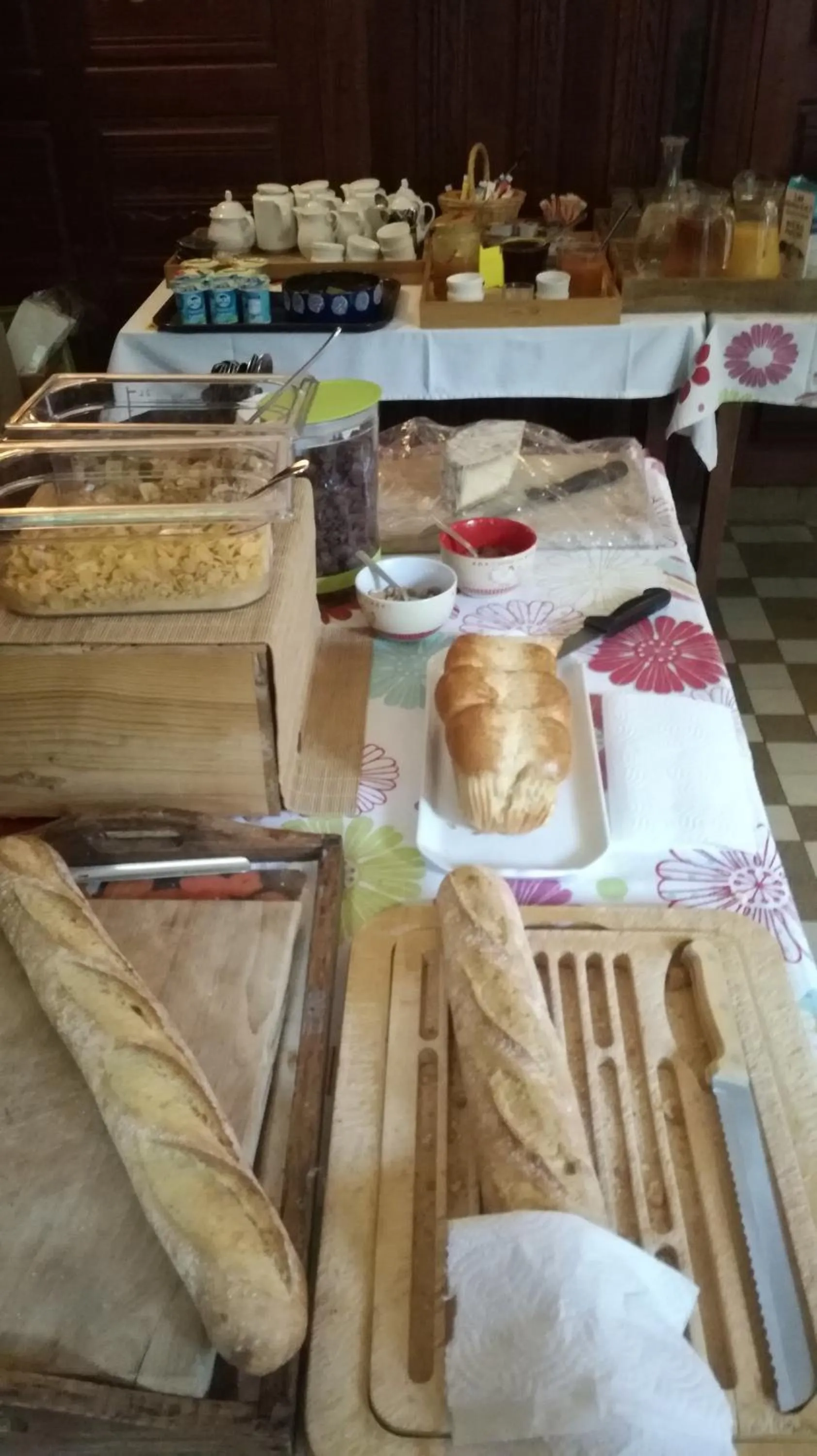 Buffet breakfast in Hôtel de Valdeblore