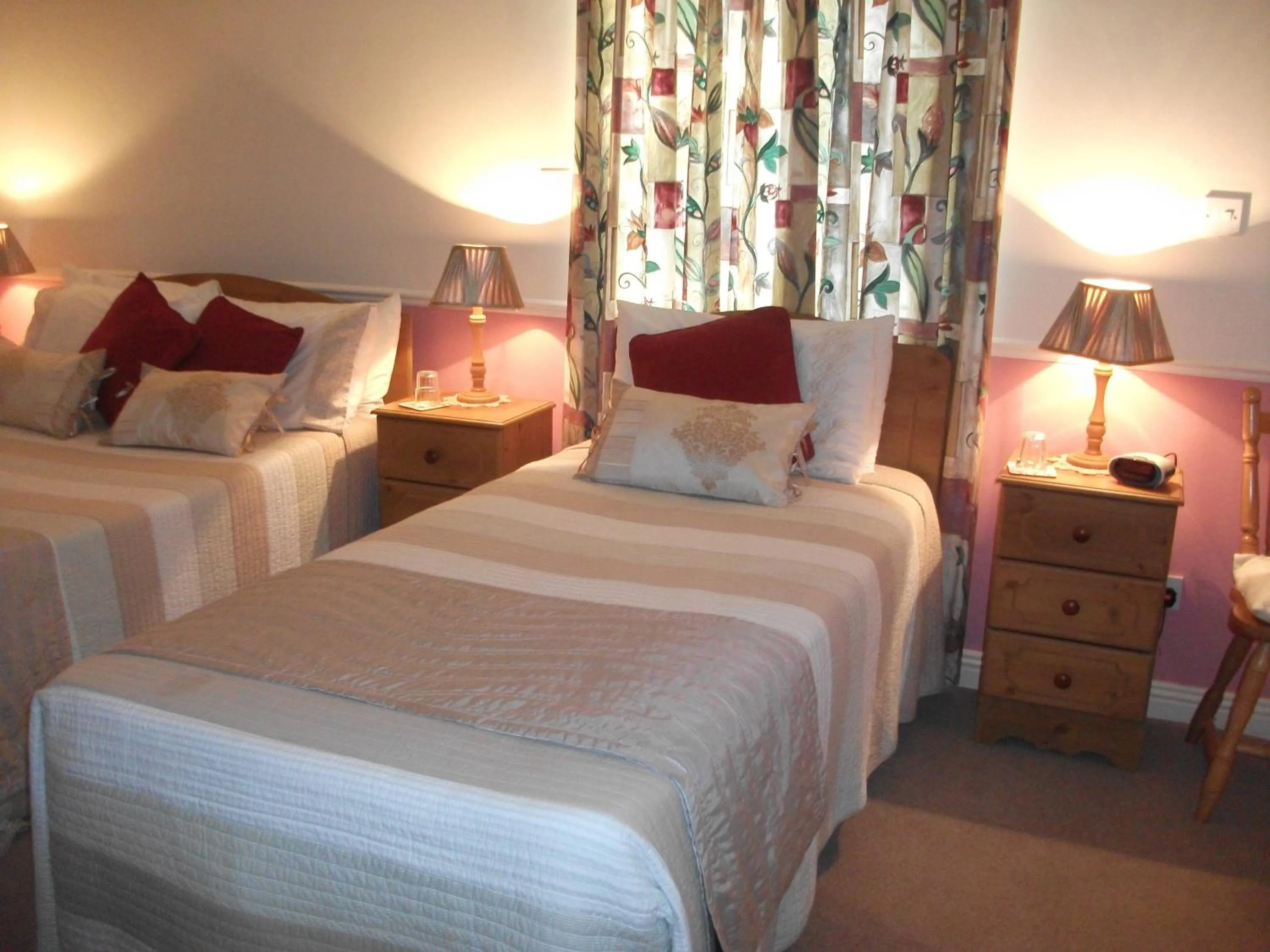 Bed in Rocksberry Bed & Breakfast