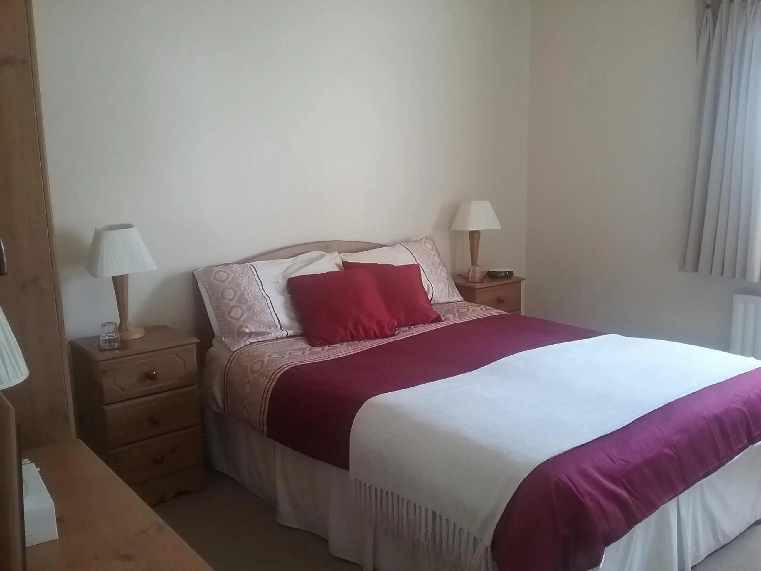 Bed in Rocksberry Bed & Breakfast