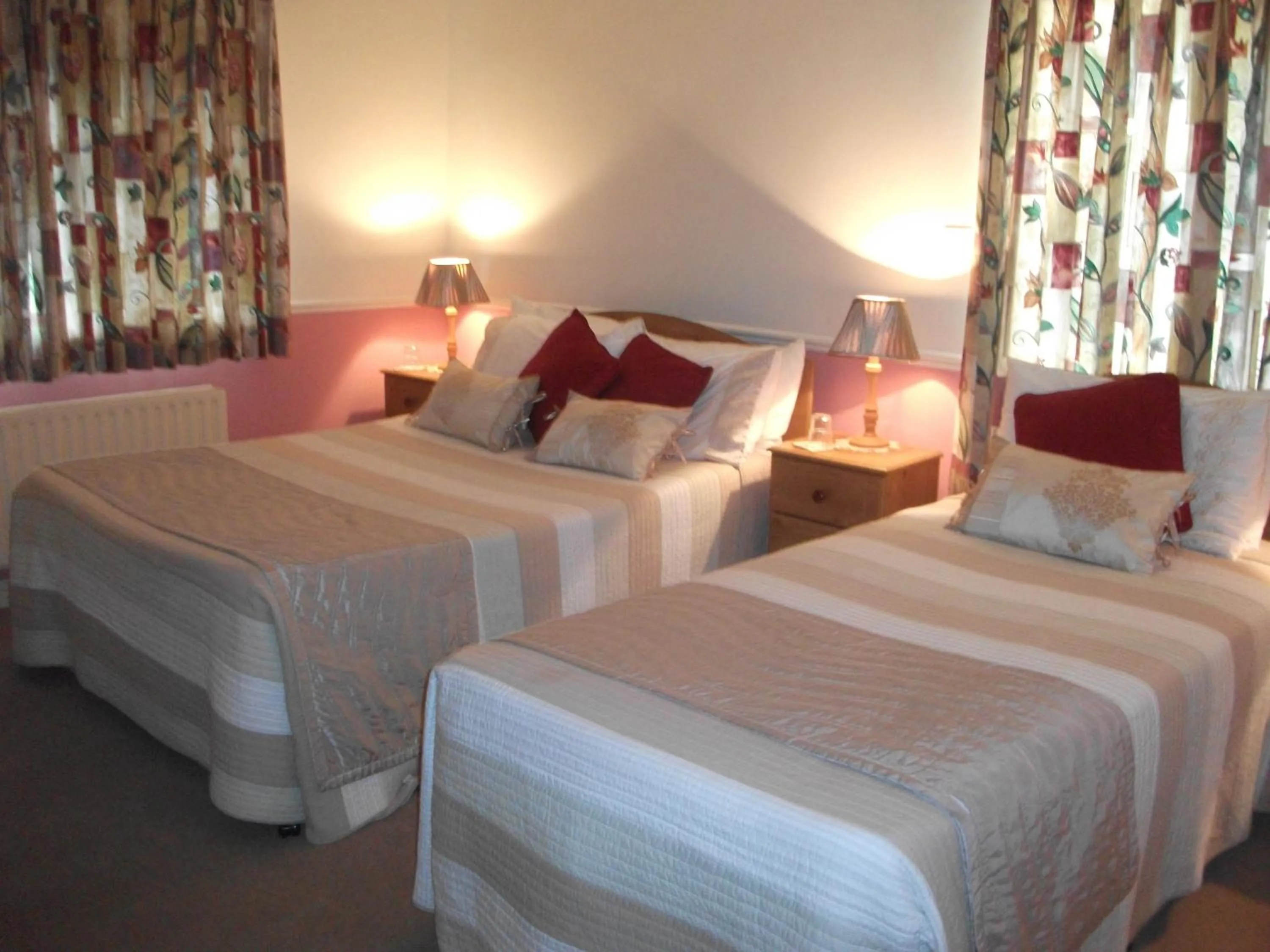 Bed in Rocksberry Bed & Breakfast