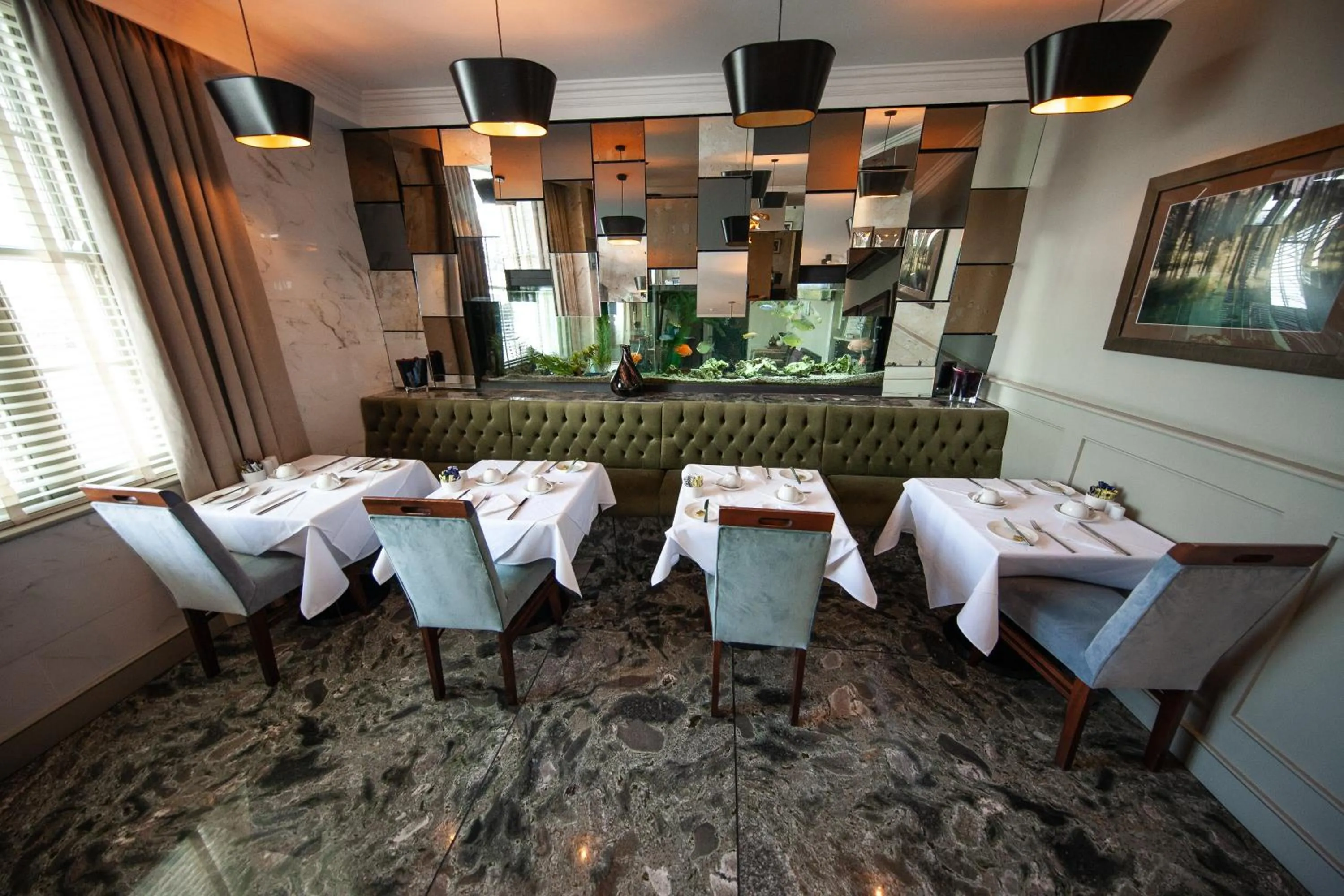 Restaurant/places to eat in Berwick Manor Hotel