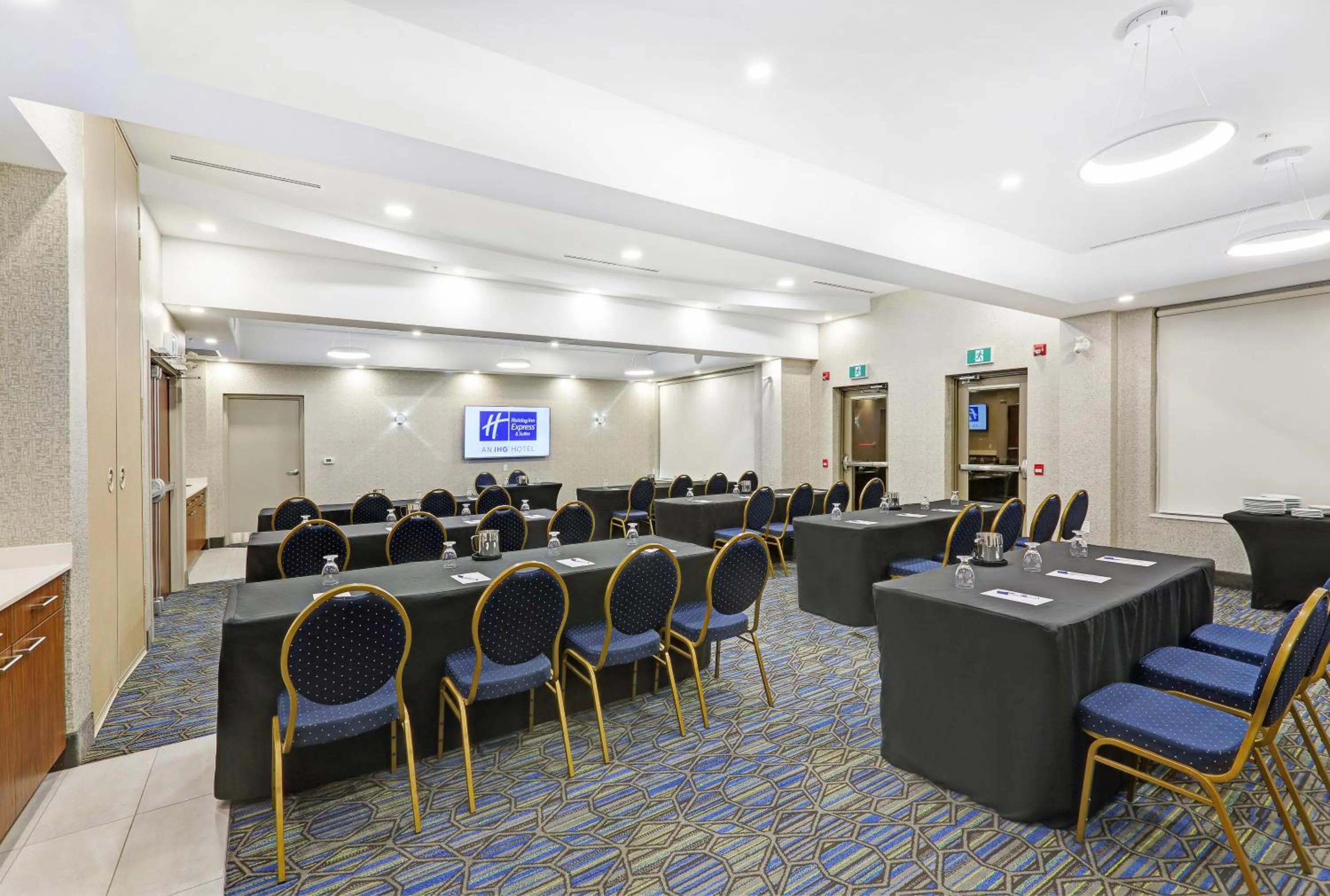 Meeting/conference room in Holiday Inn Express & Suites - Woodstock, ON CANADA
