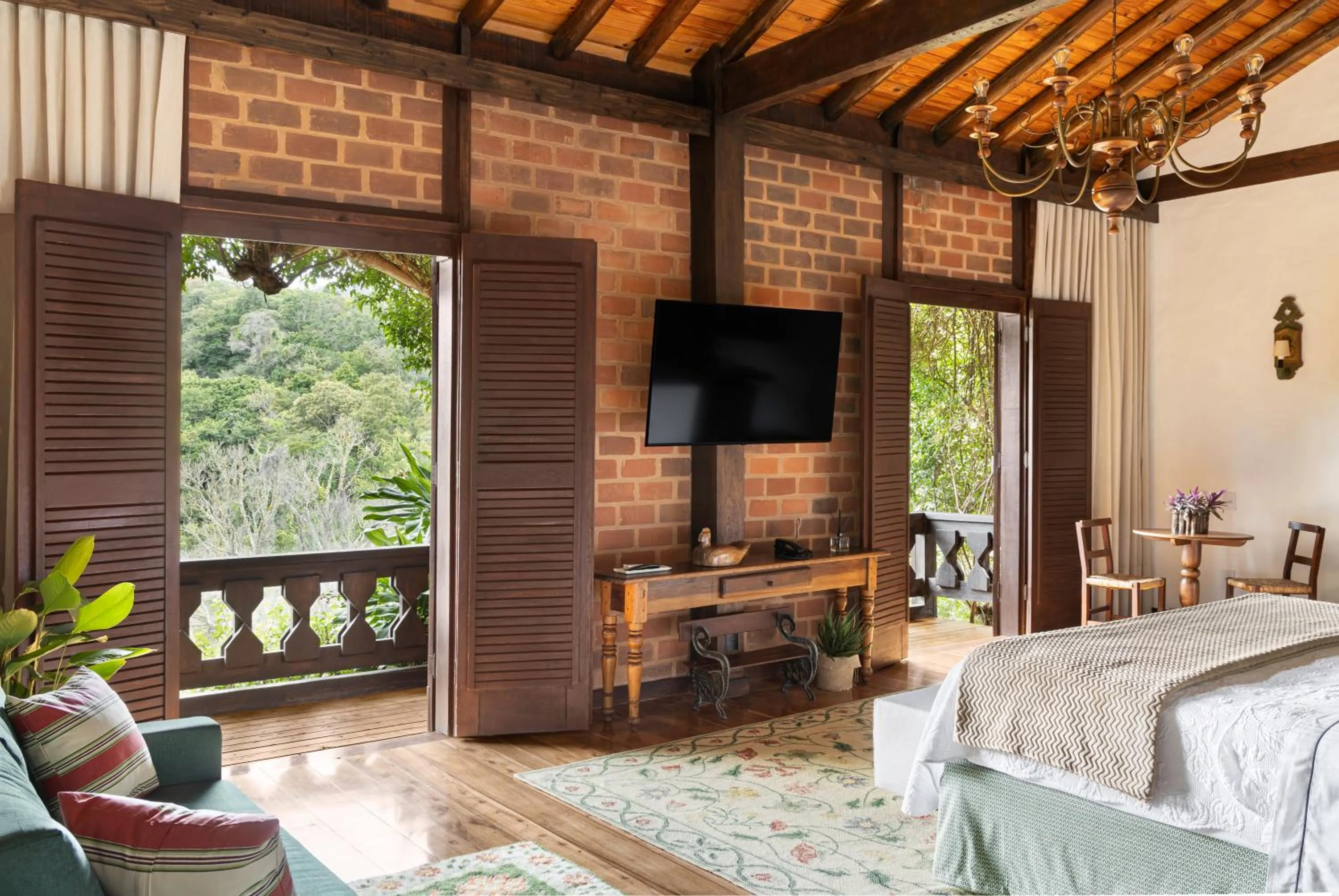 Photo of the whole room, Bed in Pousada Pedra Azul