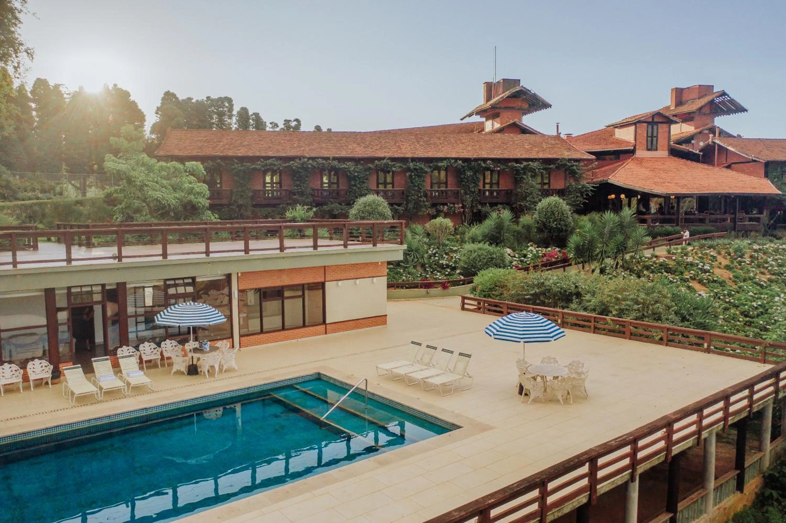 Swimming pool in Pousada Pedra Azul
