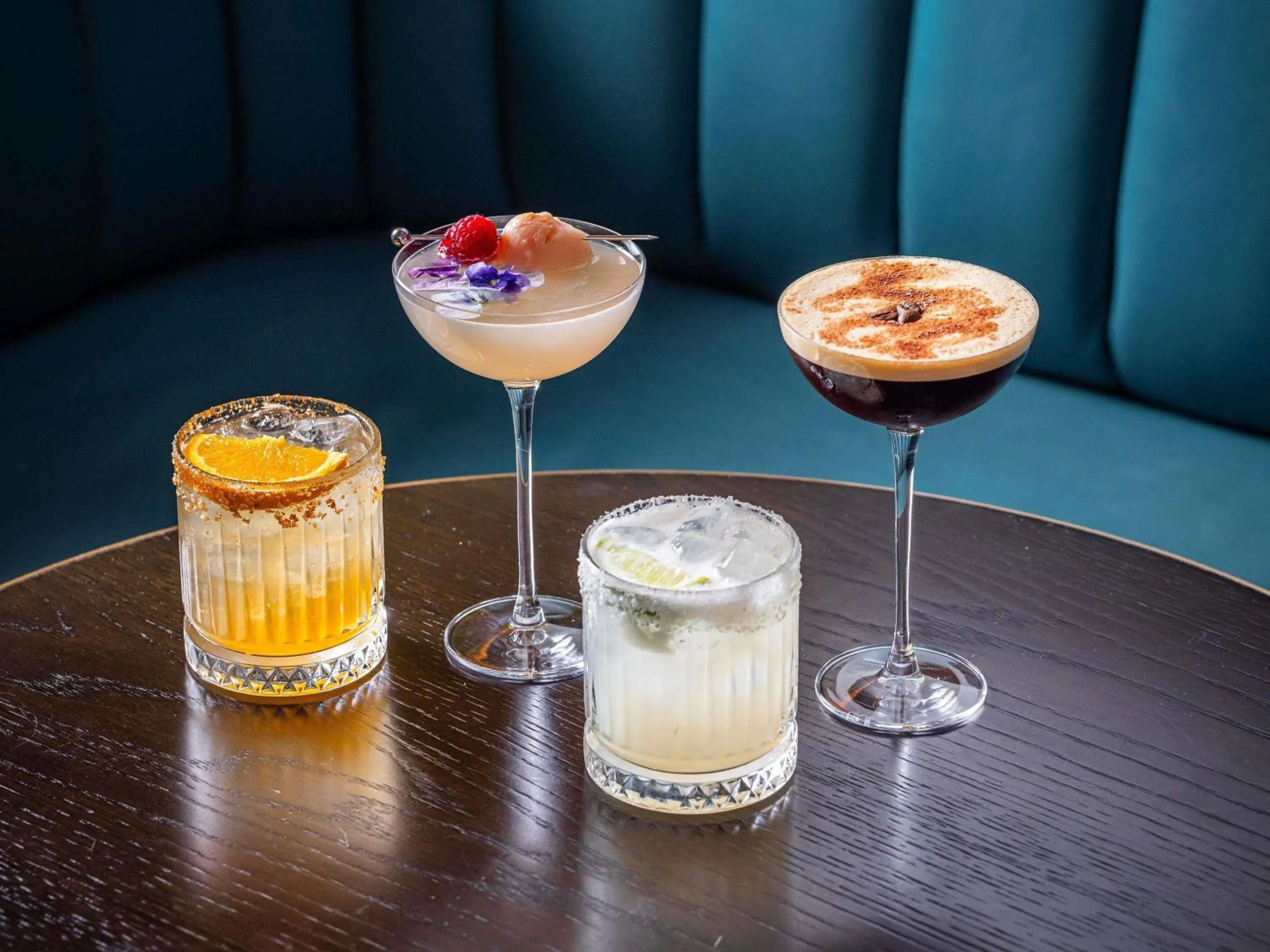 Lounge or bar in Swissotel Sydney