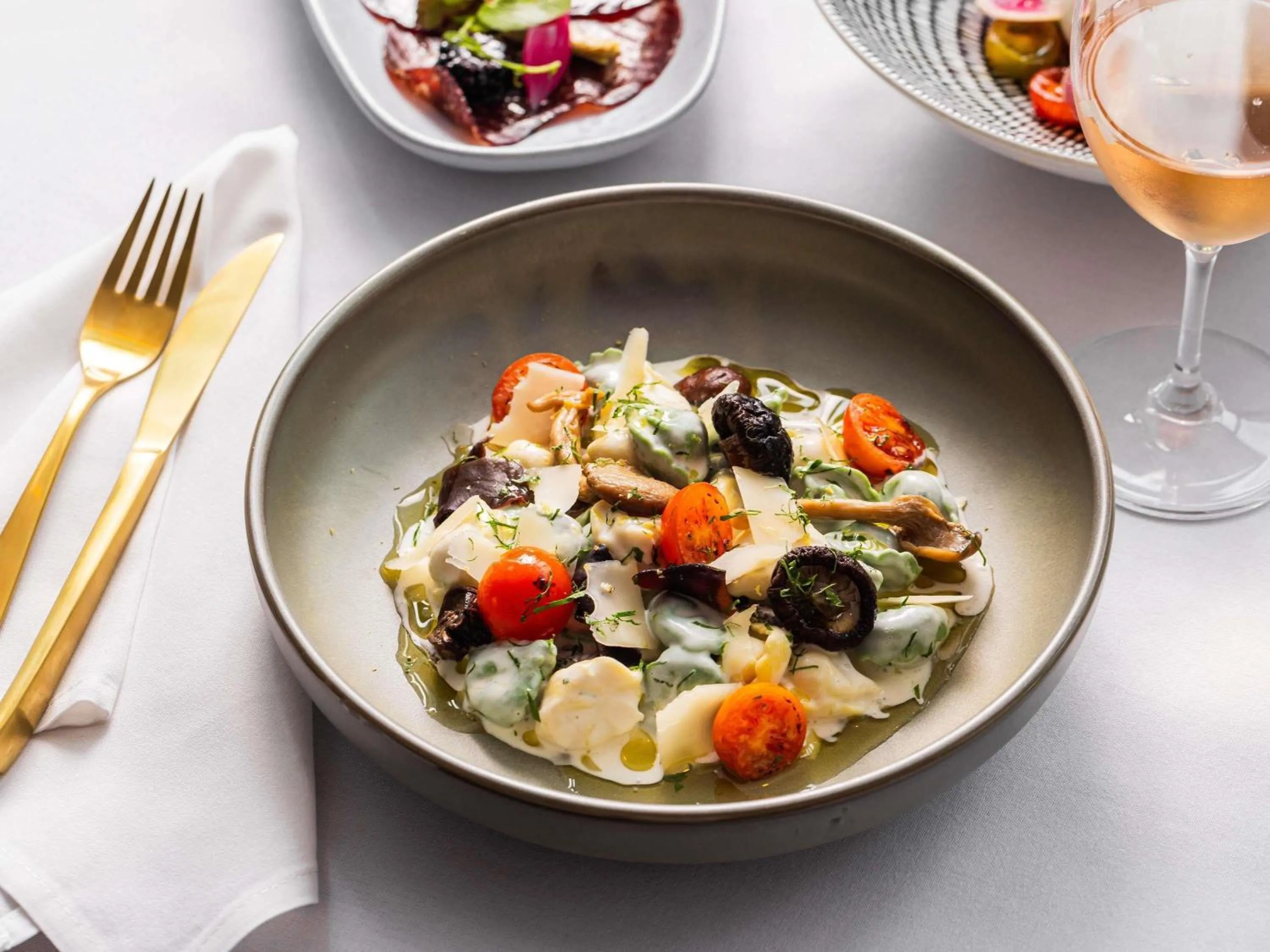 Restaurant/places to eat in Swissotel Sydney