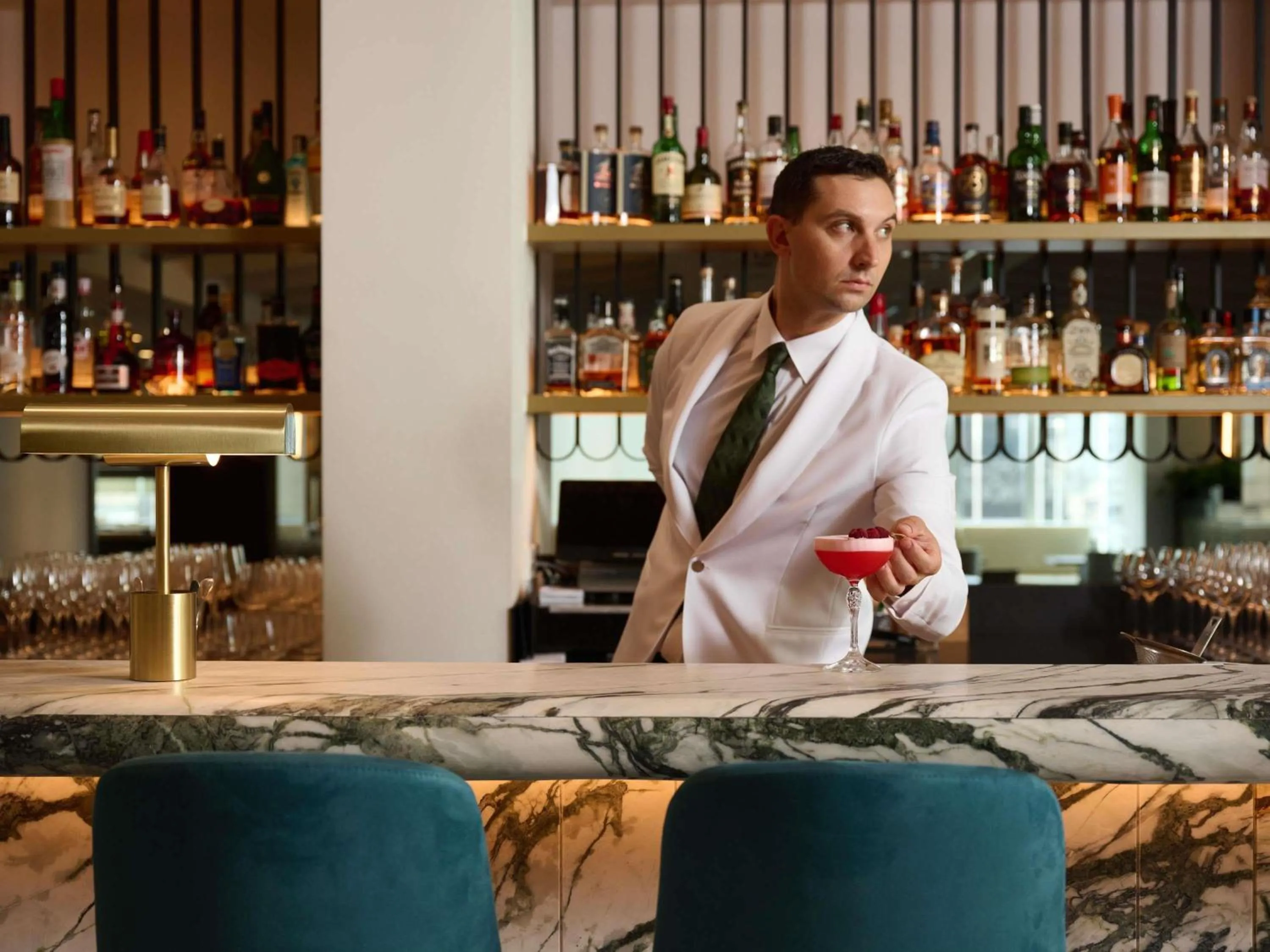 Lounge or bar in Swissotel Sydney