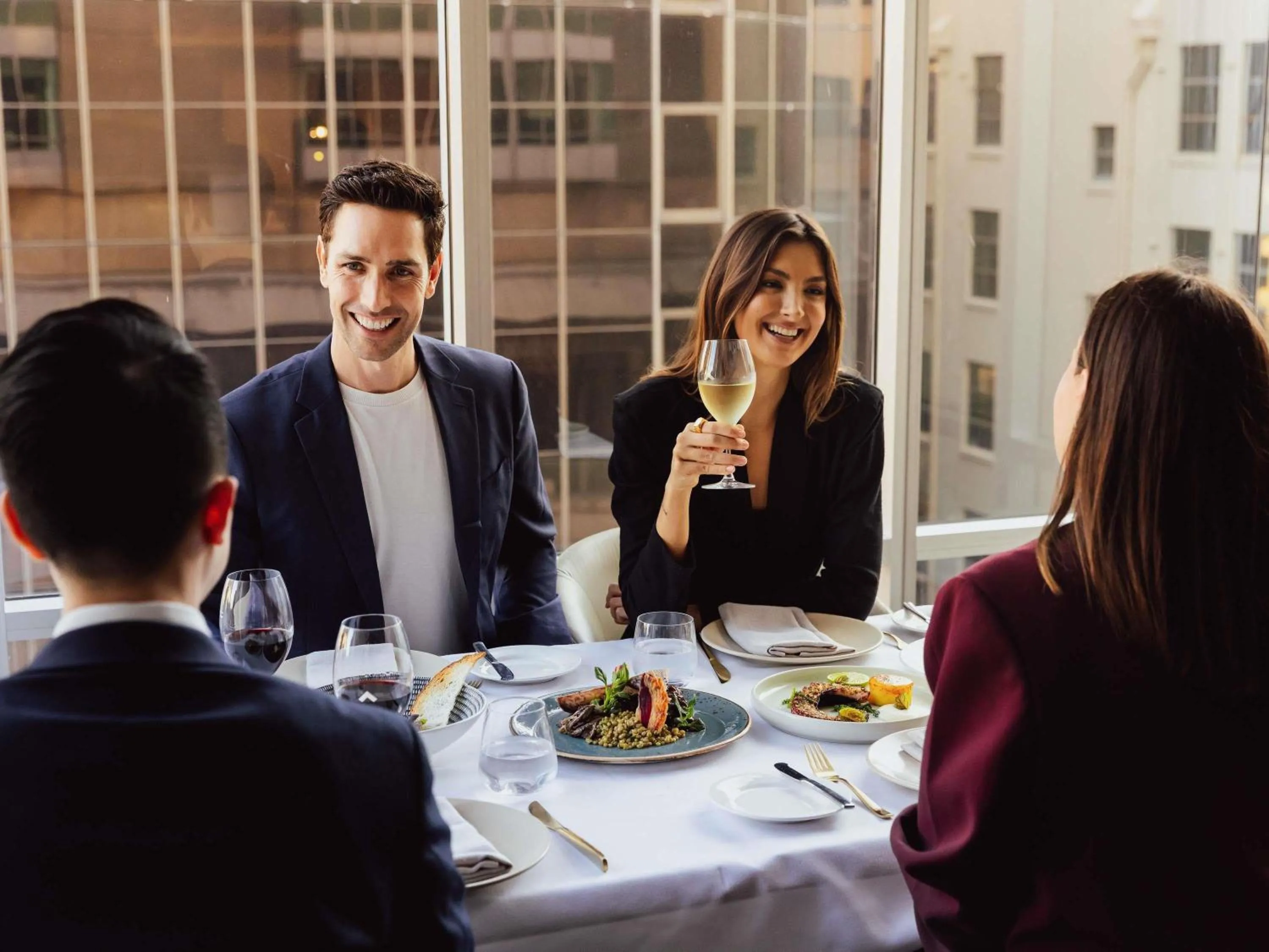 Restaurant/places to eat in Swissotel Sydney