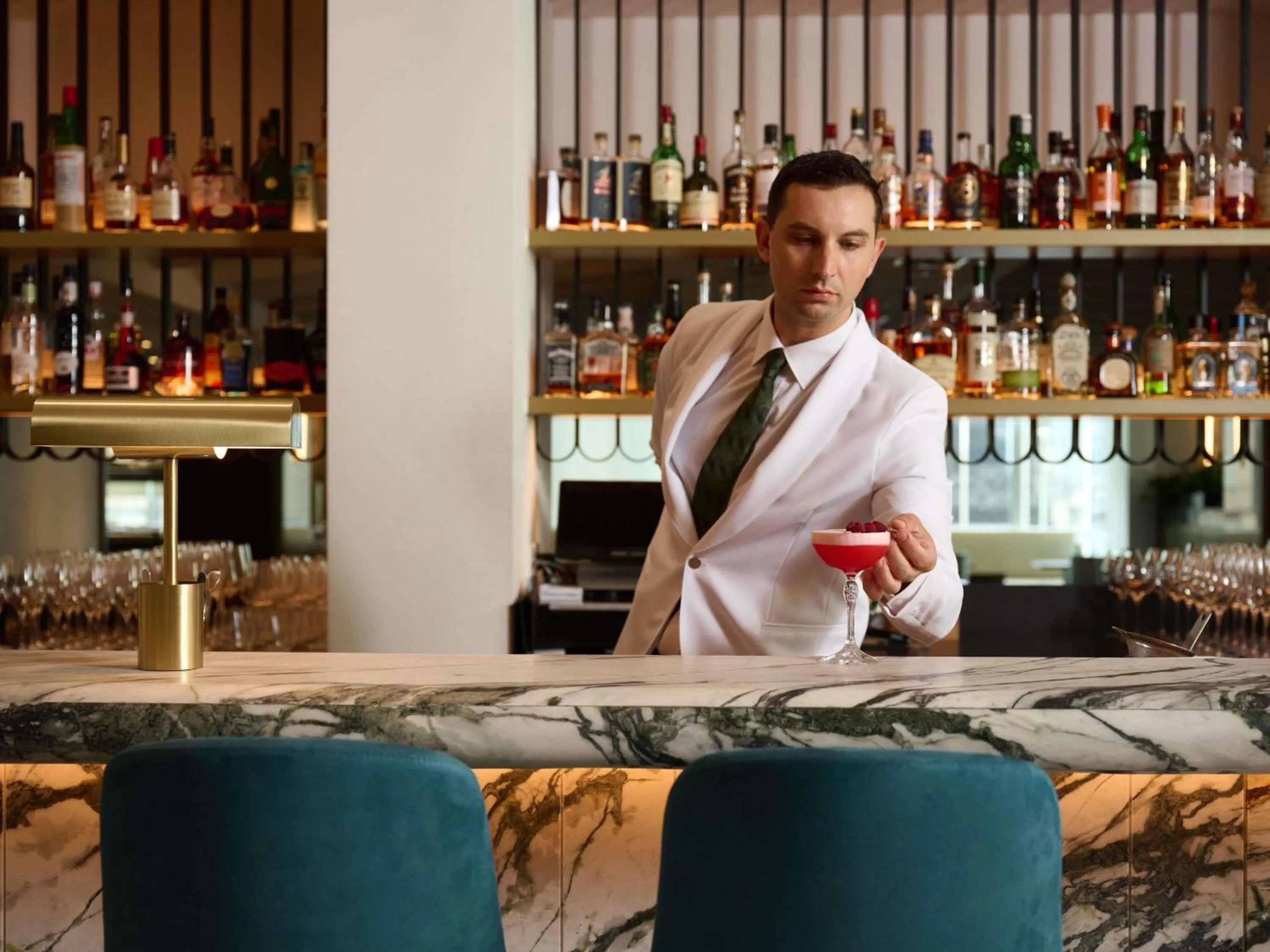 Lounge or bar in Swissotel Sydney