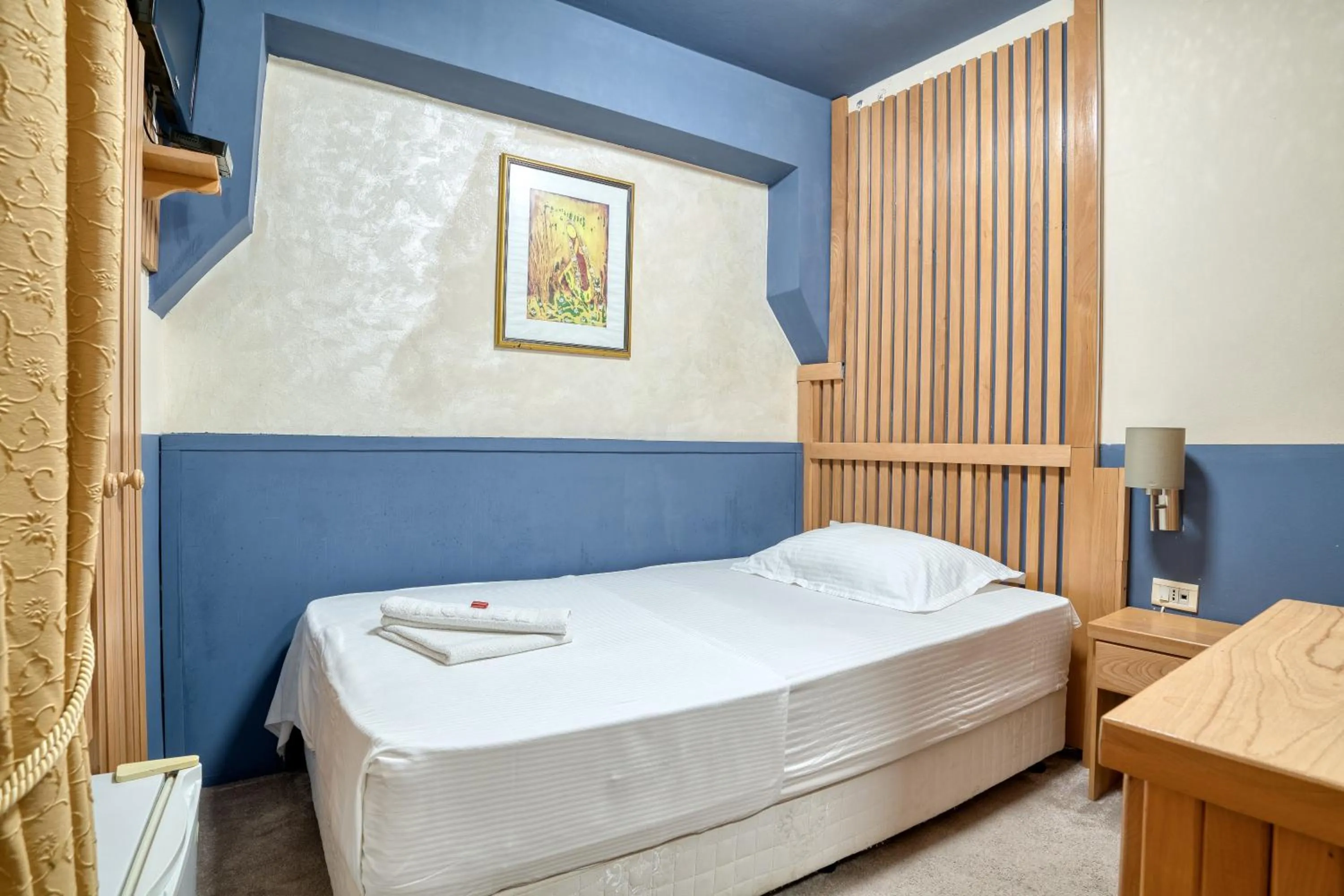 Bed in Hotel Rendez Vous