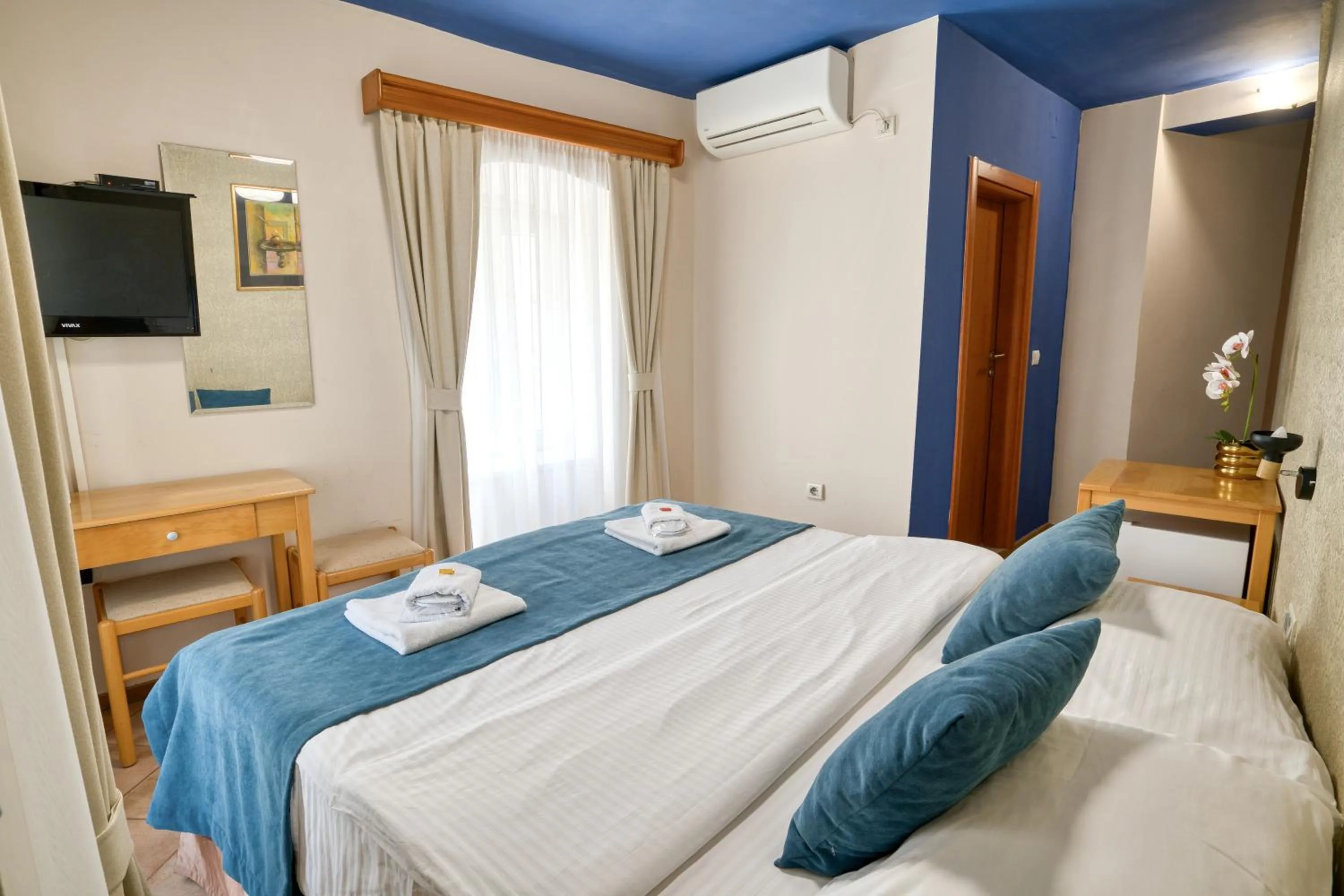 Bed in Hotel Rendez Vous