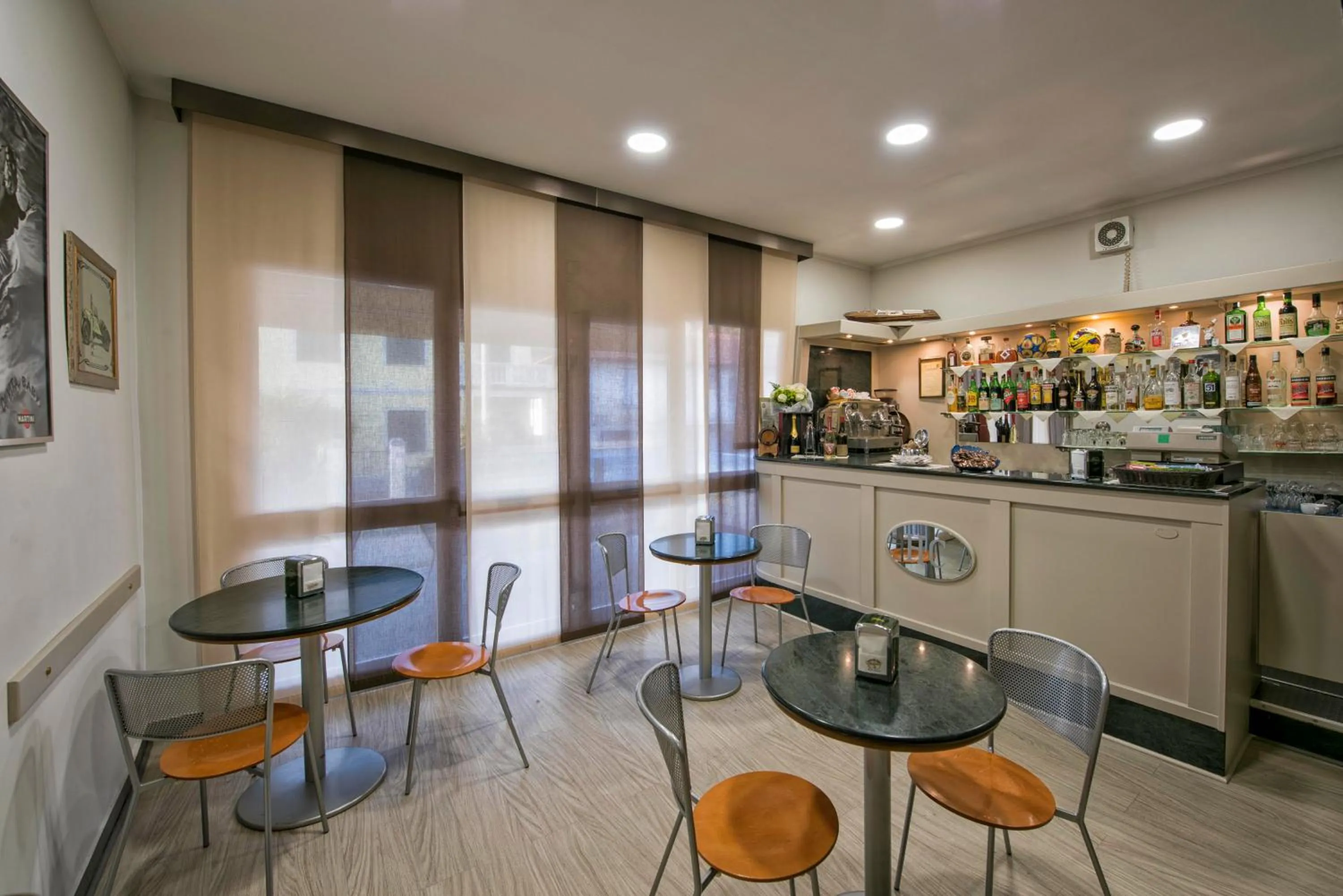 Lounge or bar in Hotel Candido