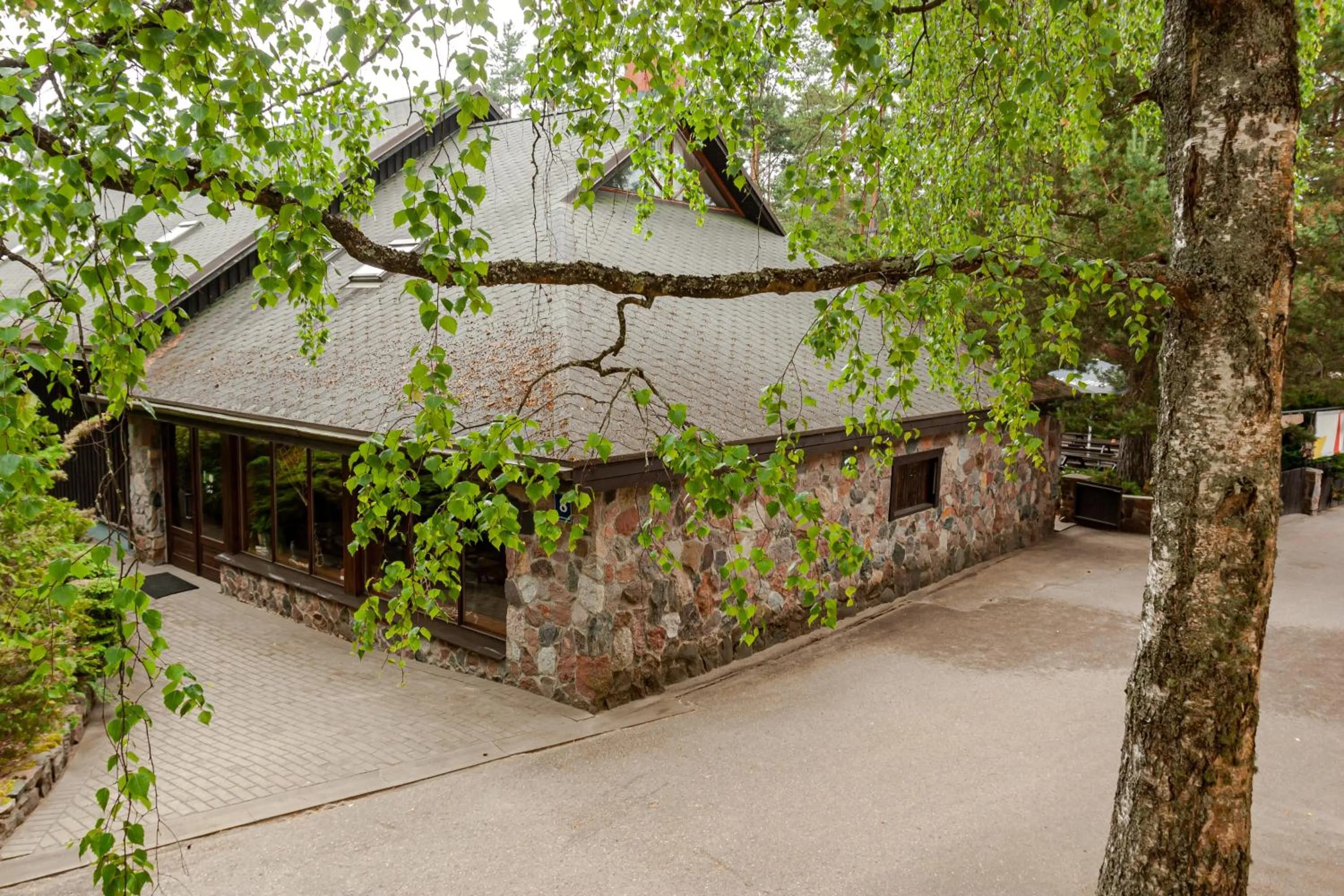 Restaurant/places to eat in Boutique Hotel Roja