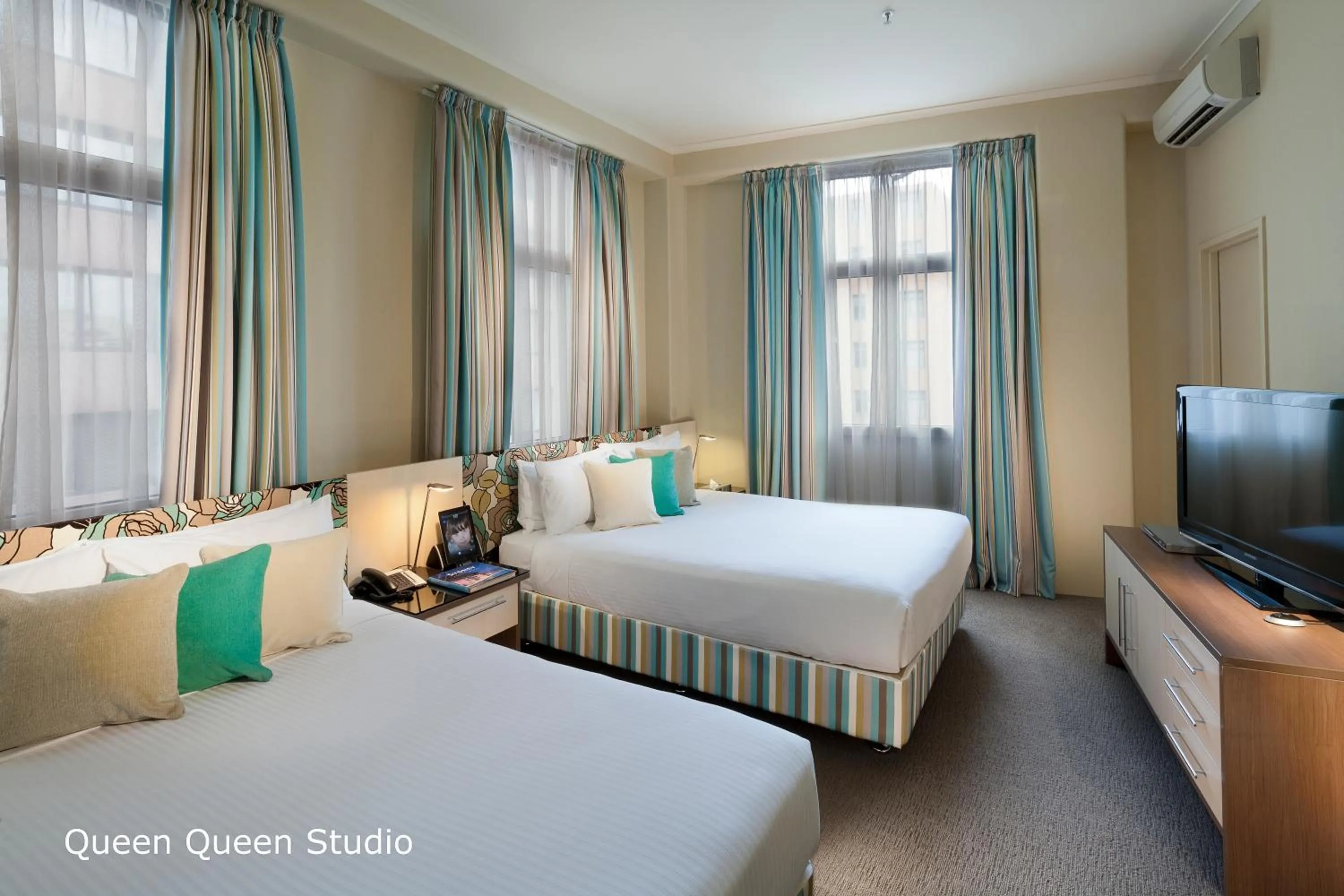 Bed in Best Western Plus Hotel Stellar