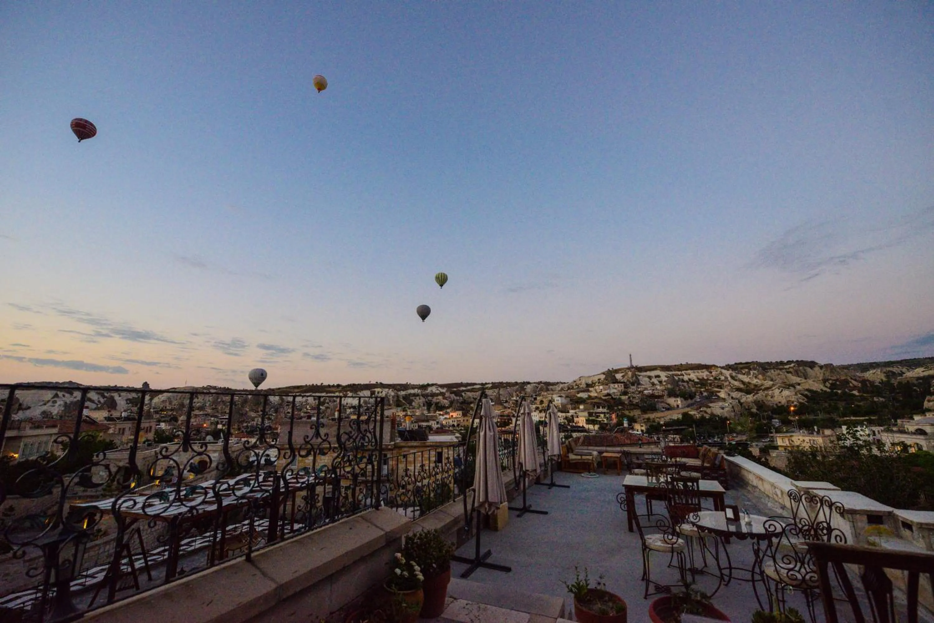 Breakfast in Vineyard Cave Hotel