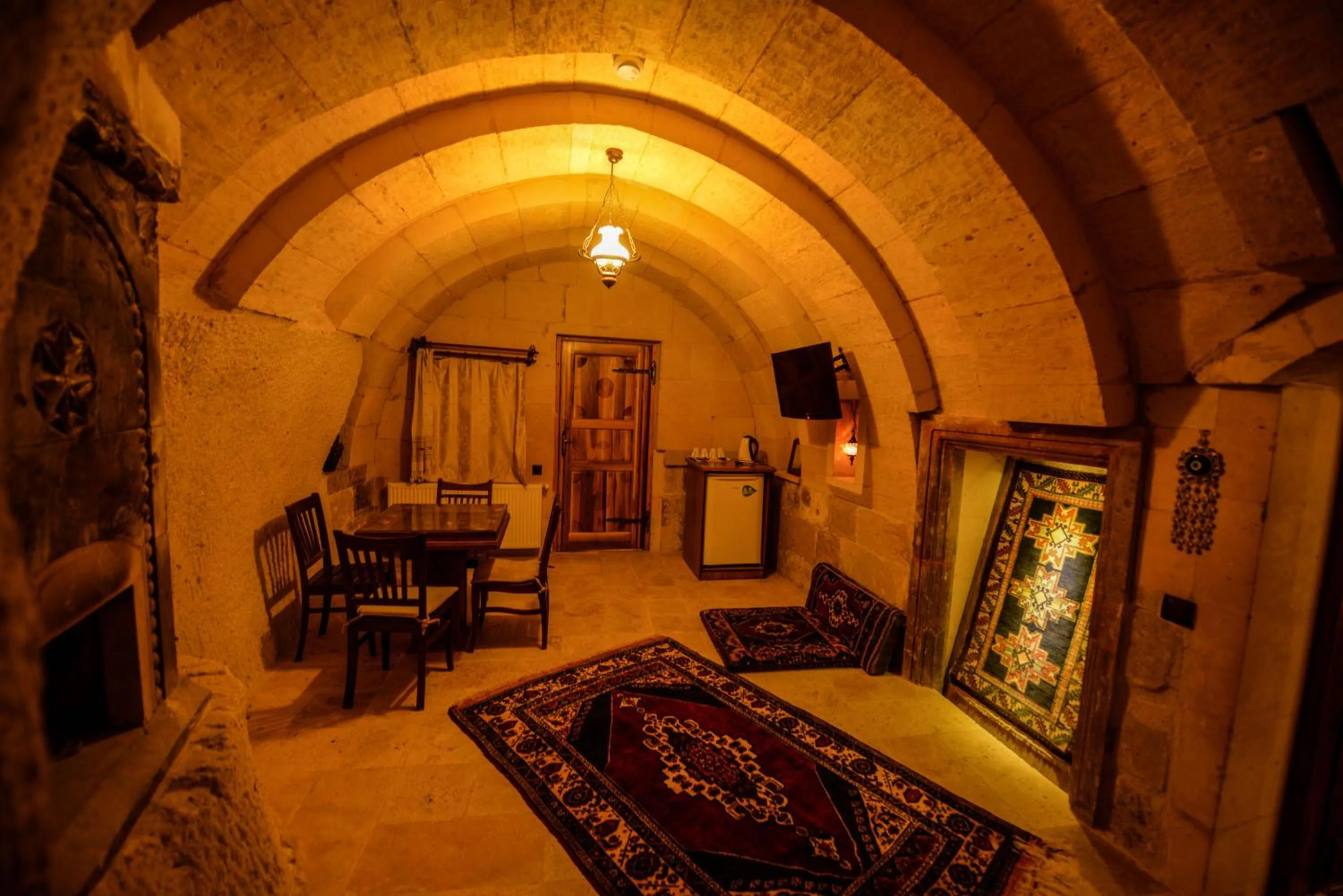 Living room in Vineyard Cave Hotel
